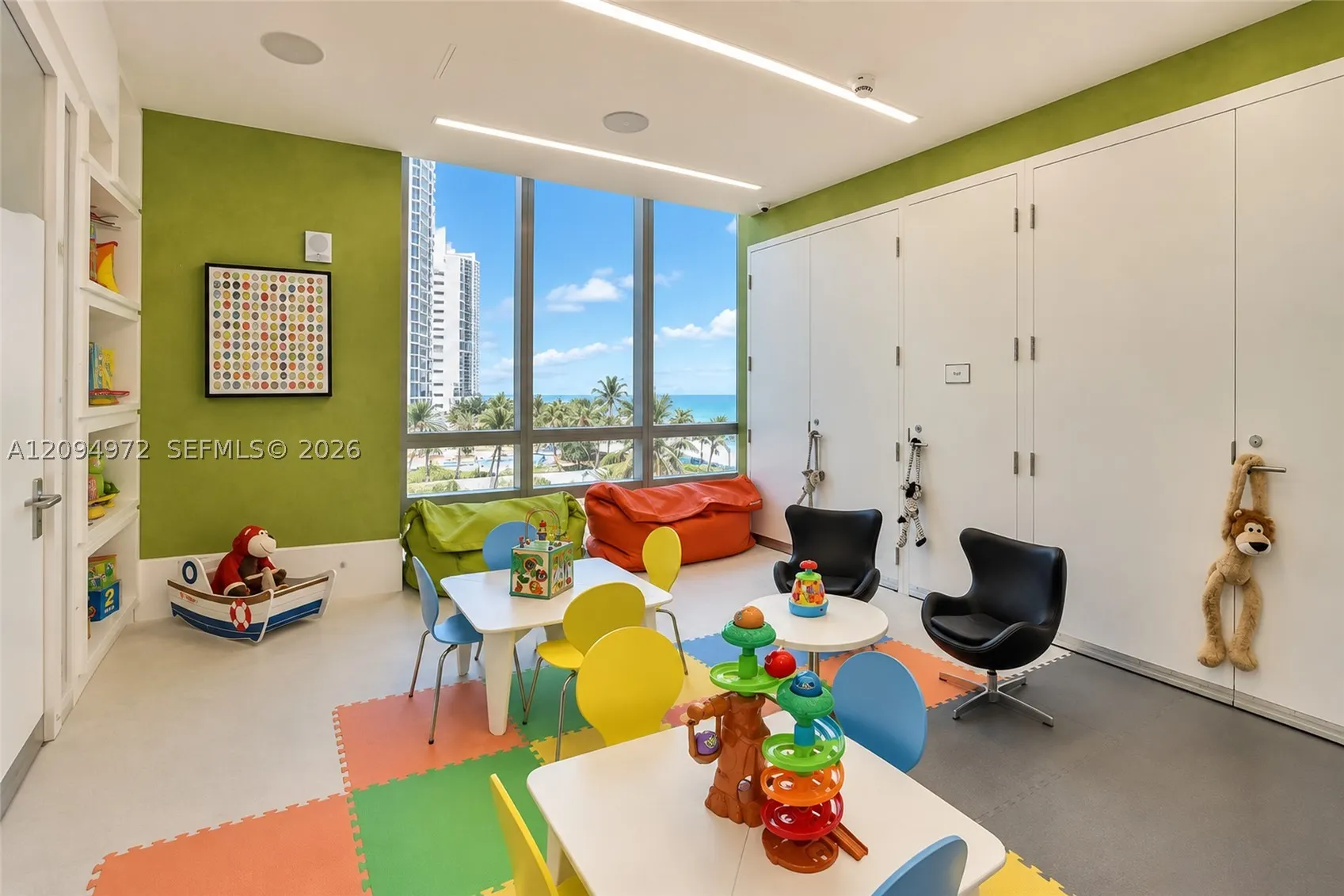 17475 Collins Ave #1602