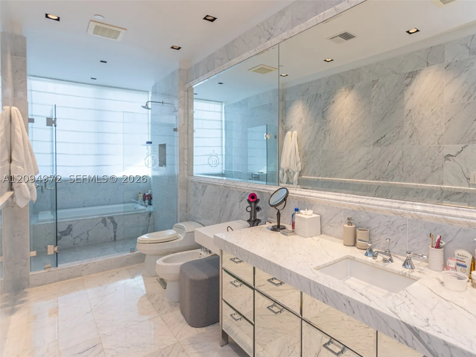17475 Collins Ave #1602