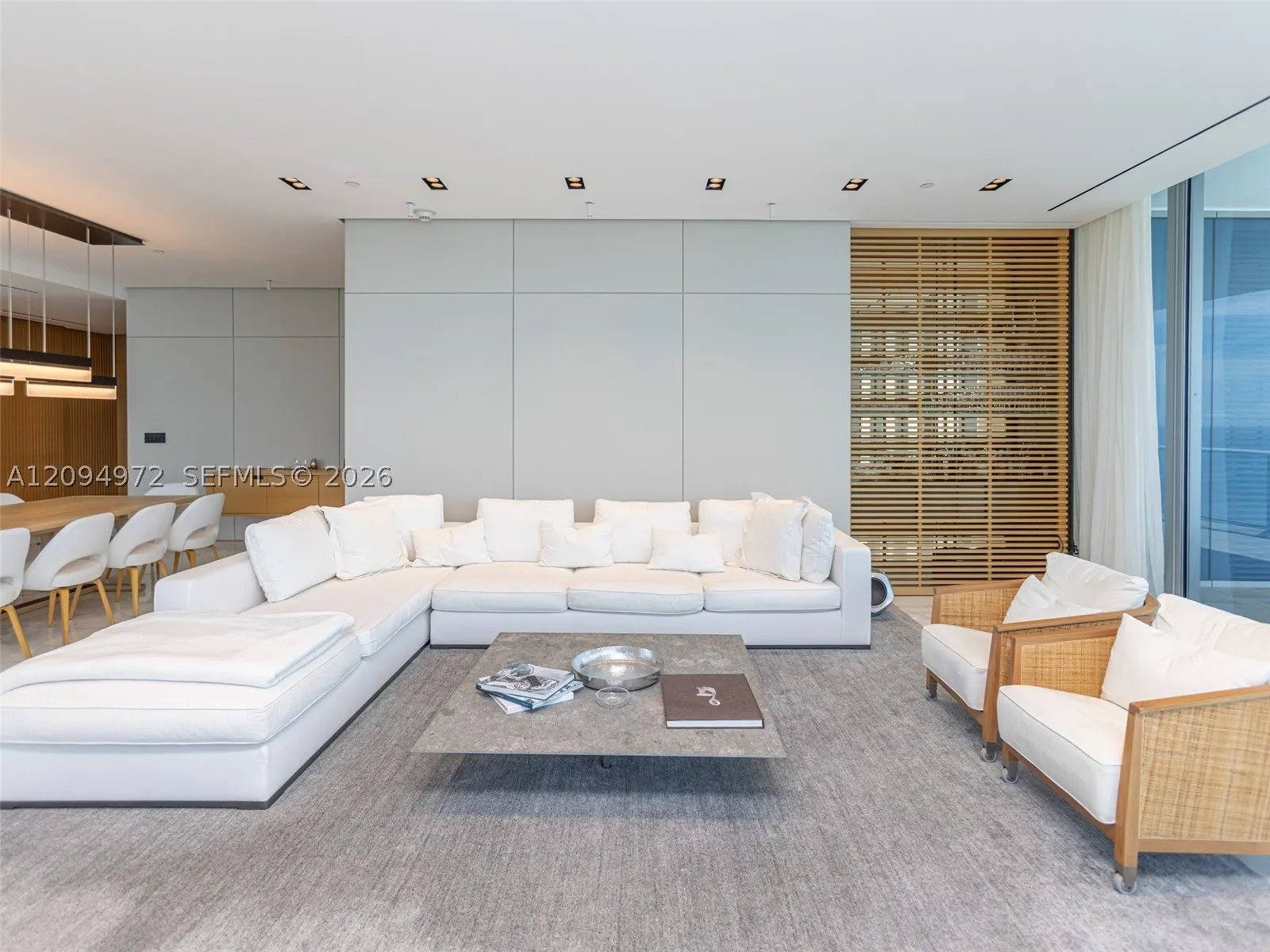17475 Collins Ave #1602