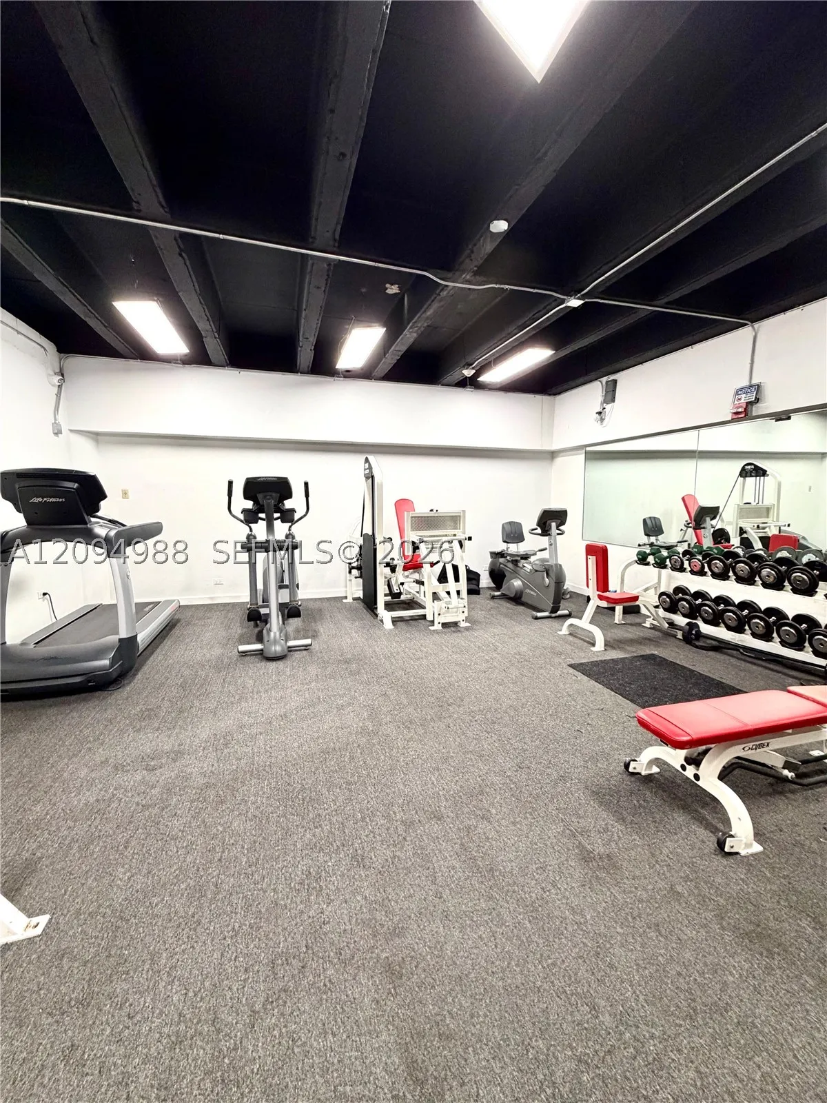 700 Biltmore Way #415