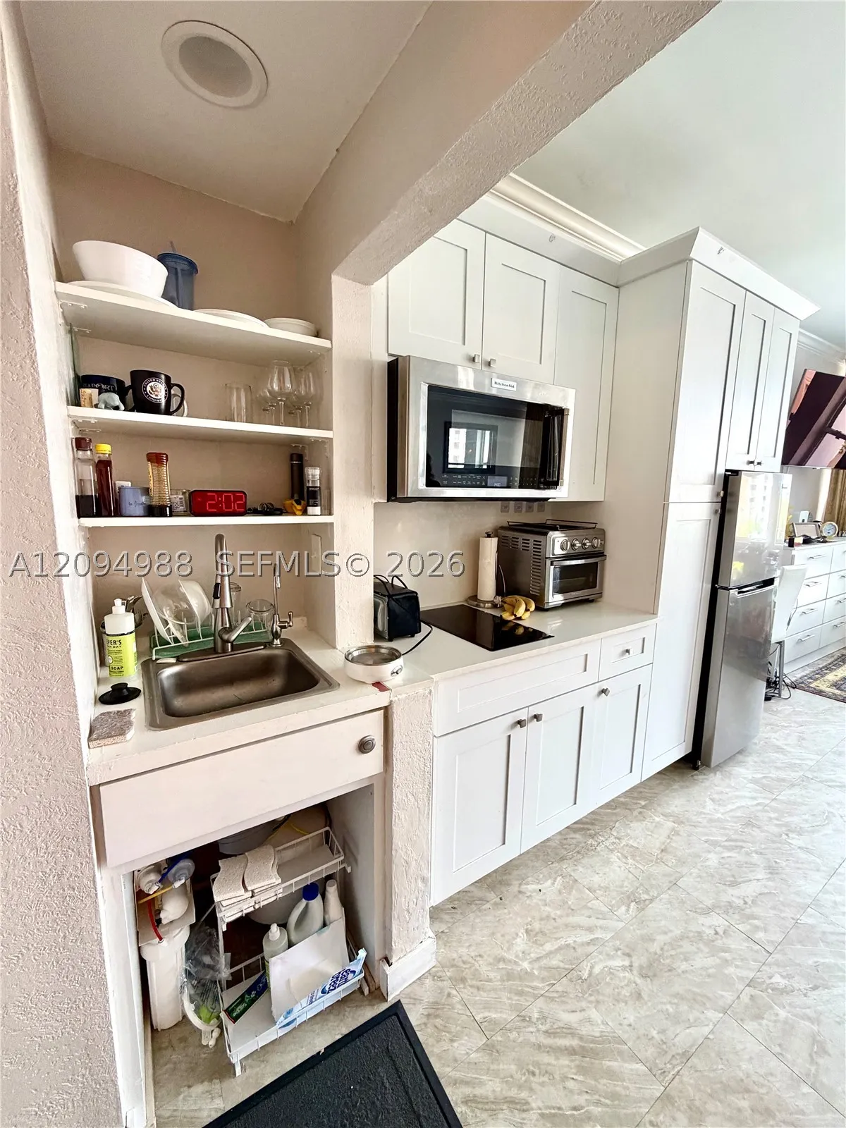 700 Biltmore Way #415