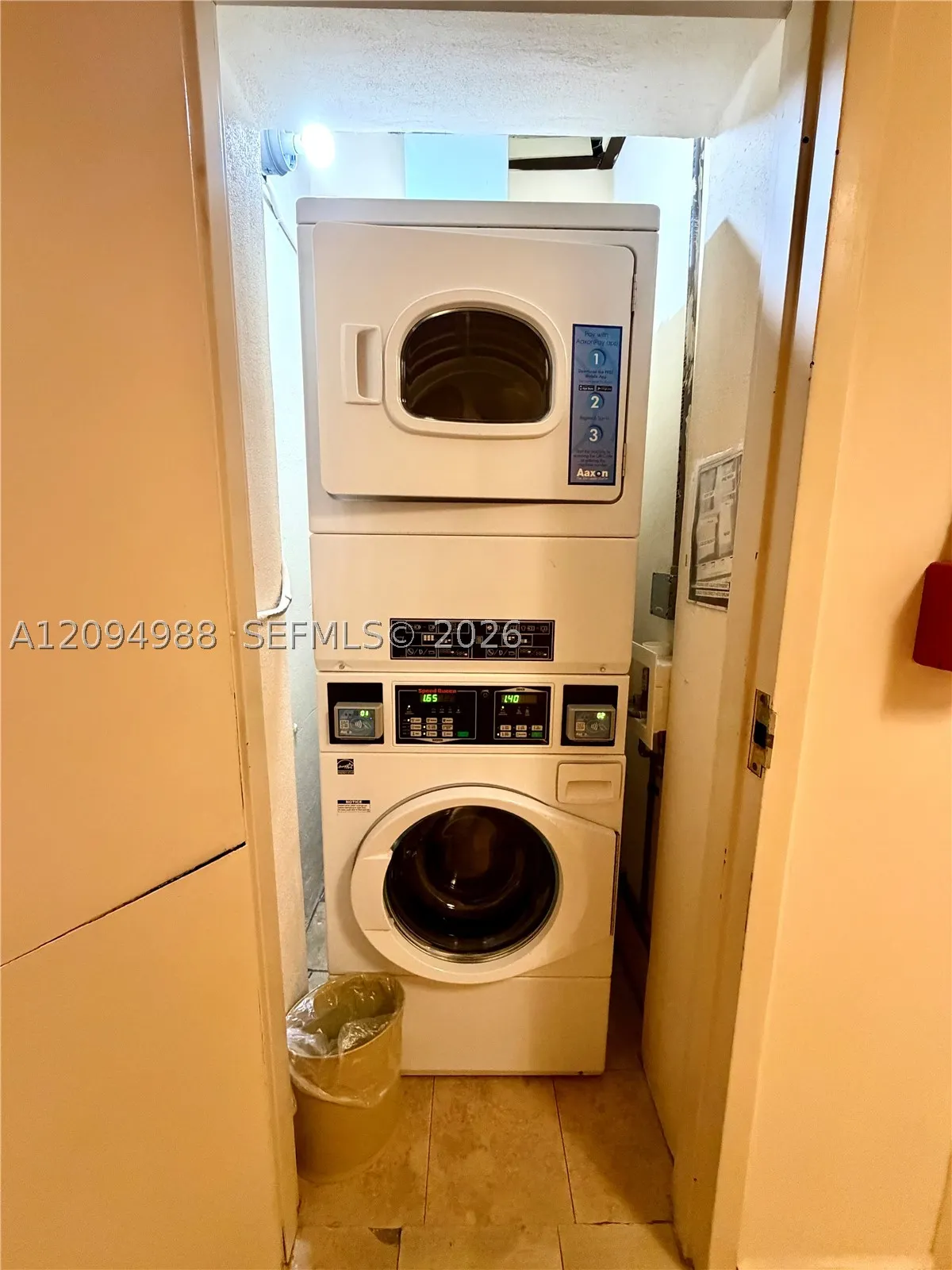 700 Biltmore Way #415