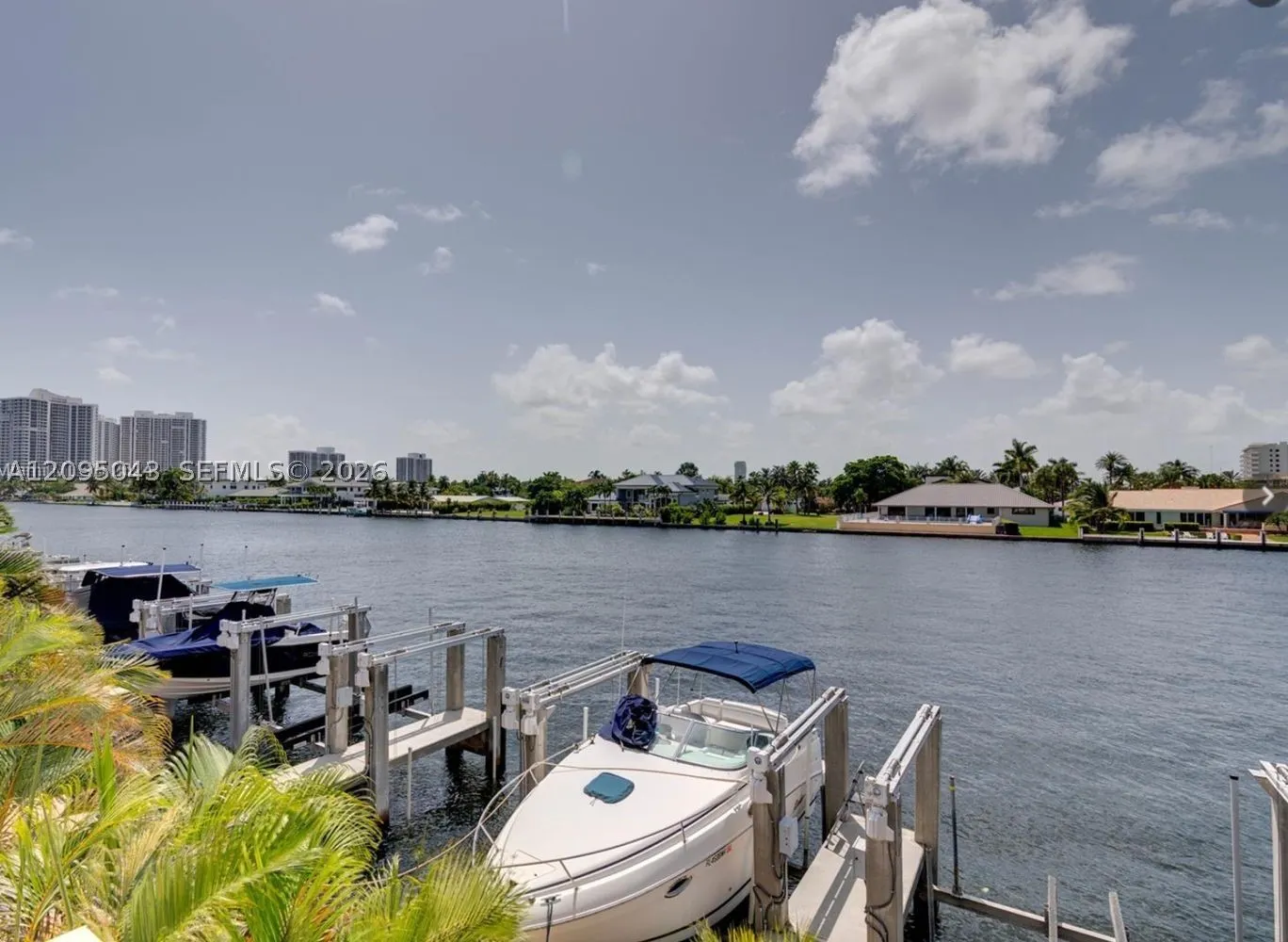 1965 S Ocean Dr #3A