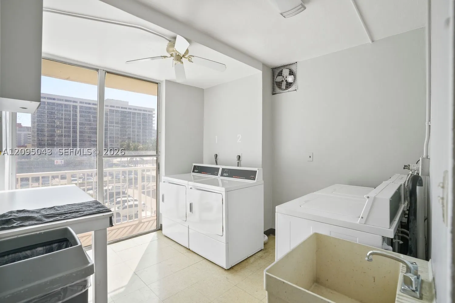 1965 S Ocean Dr #3A