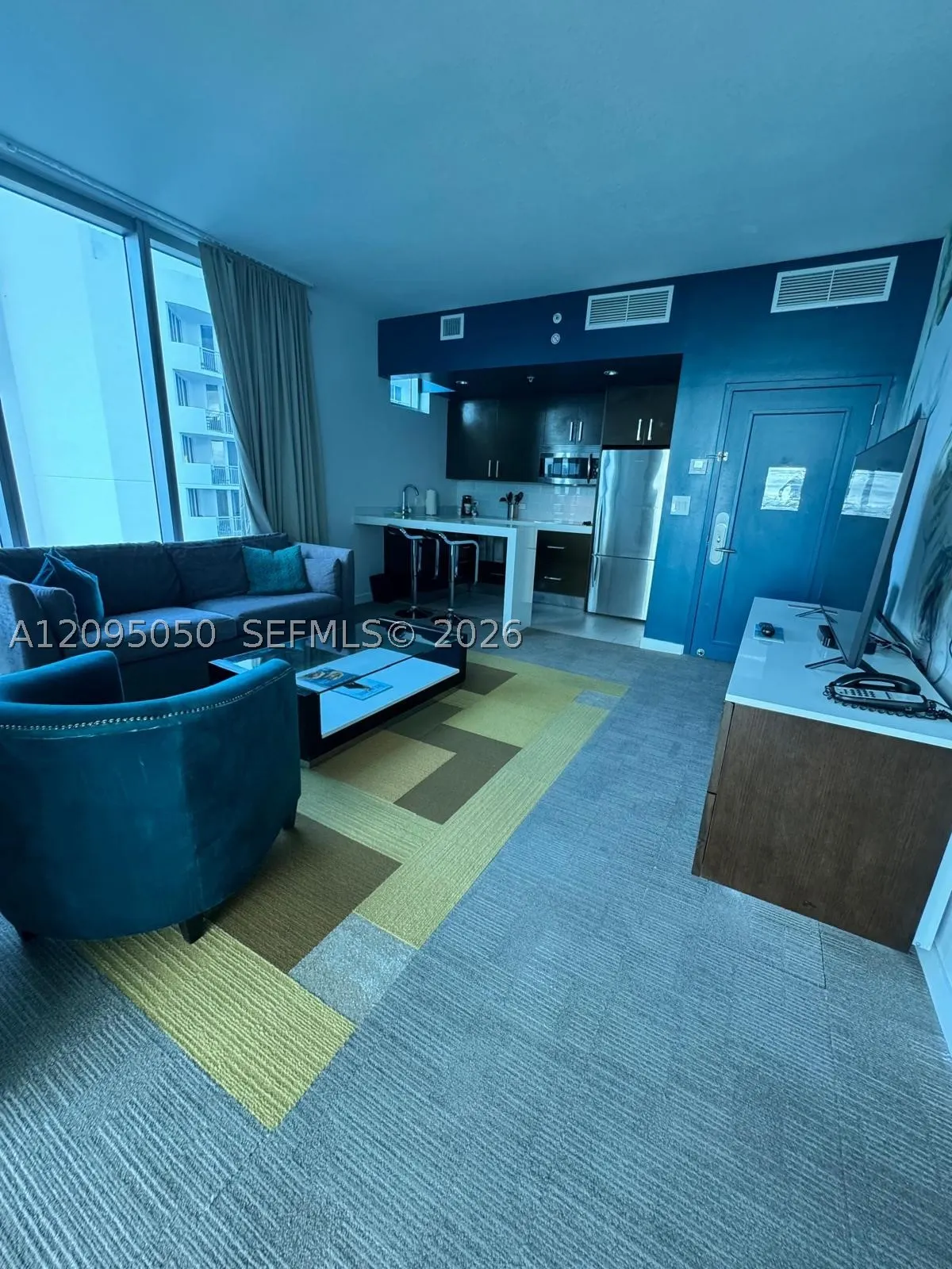 17315 Collins Ave #2406