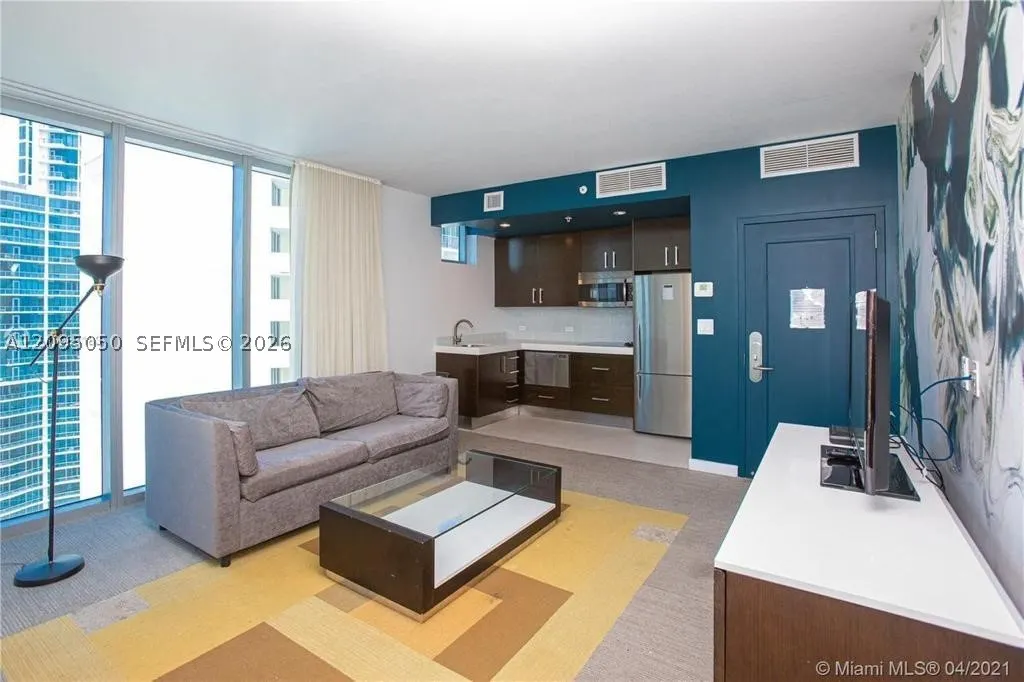 17315 Collins Ave #2406
