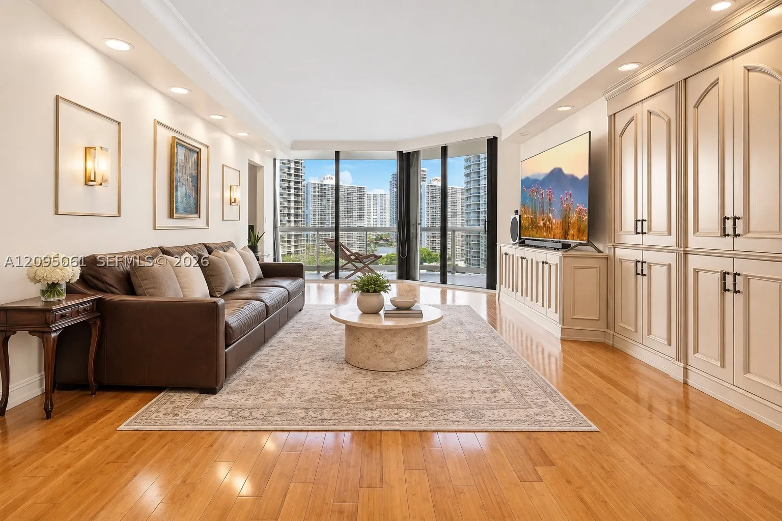 20191 E Country Club Dr #1102