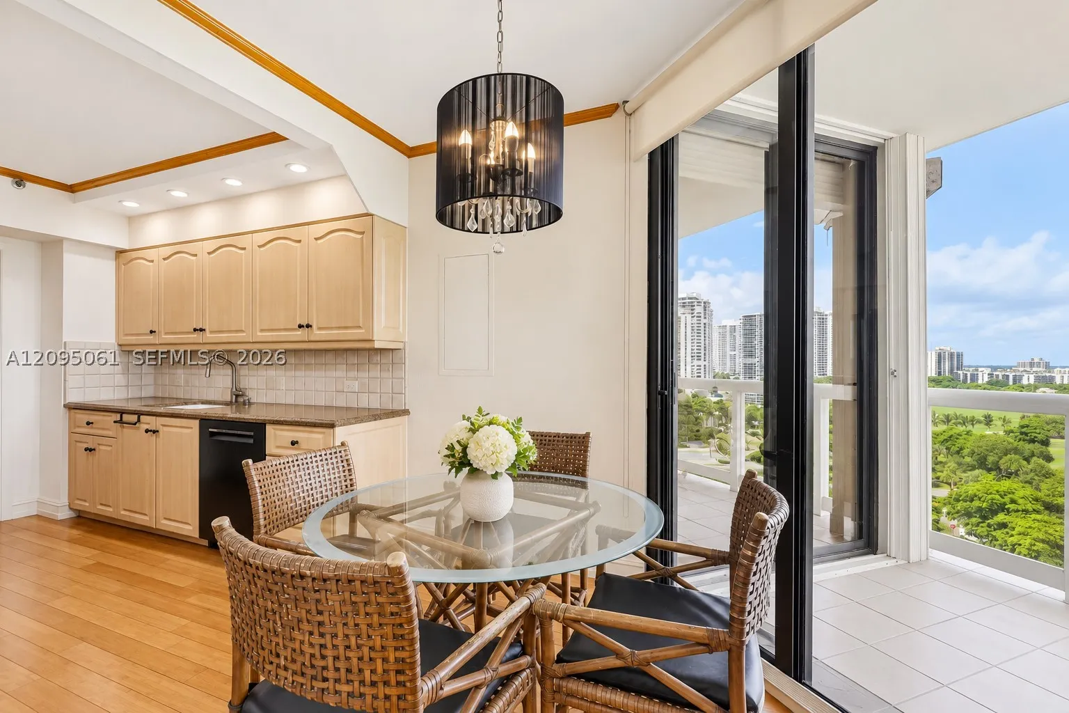 20191 E Country Club Dr #1102