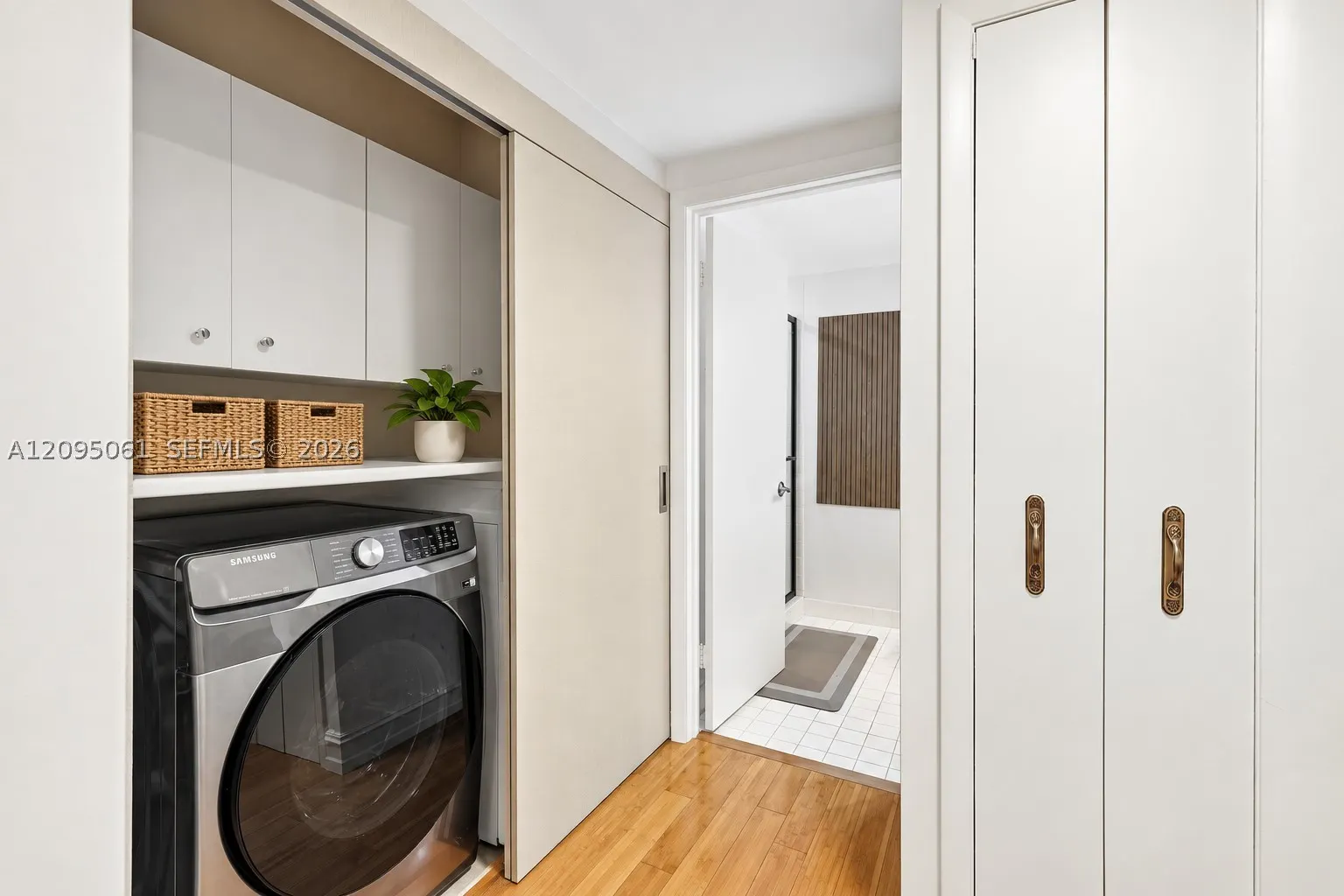 20191 E Country Club Dr #1102