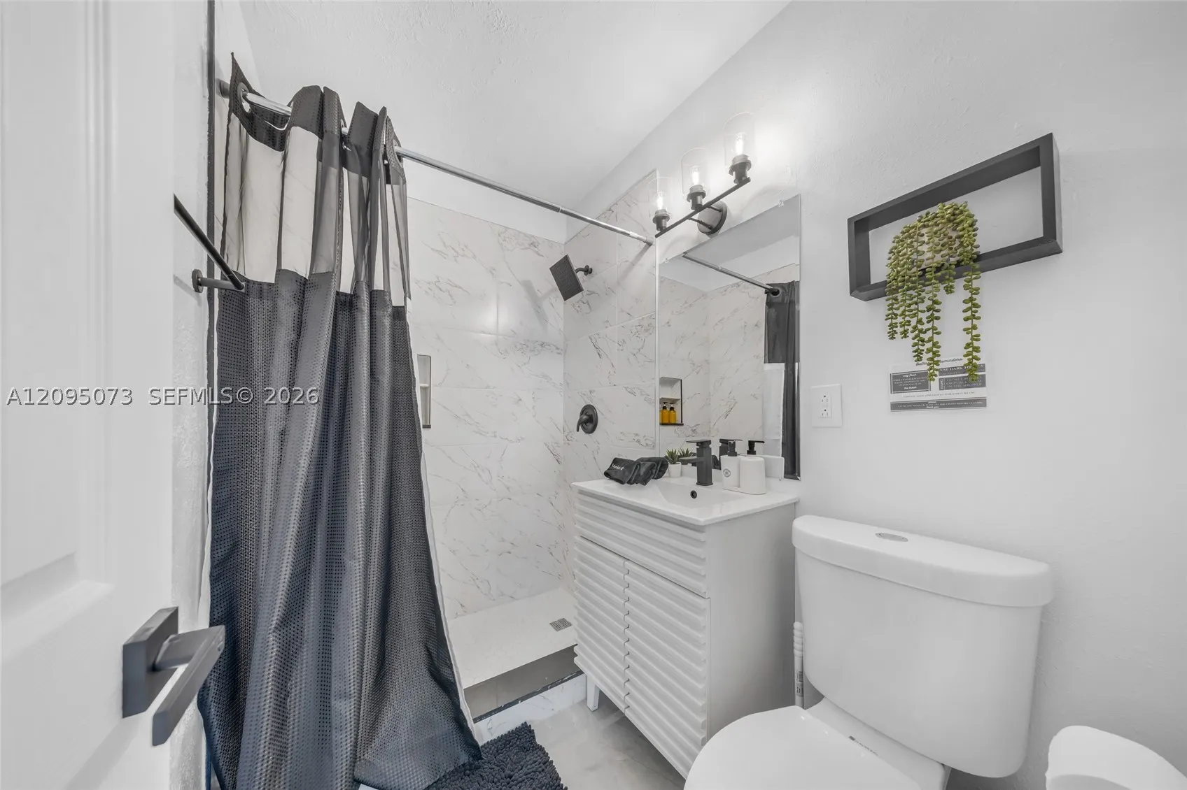 1137 SW 8th Ter