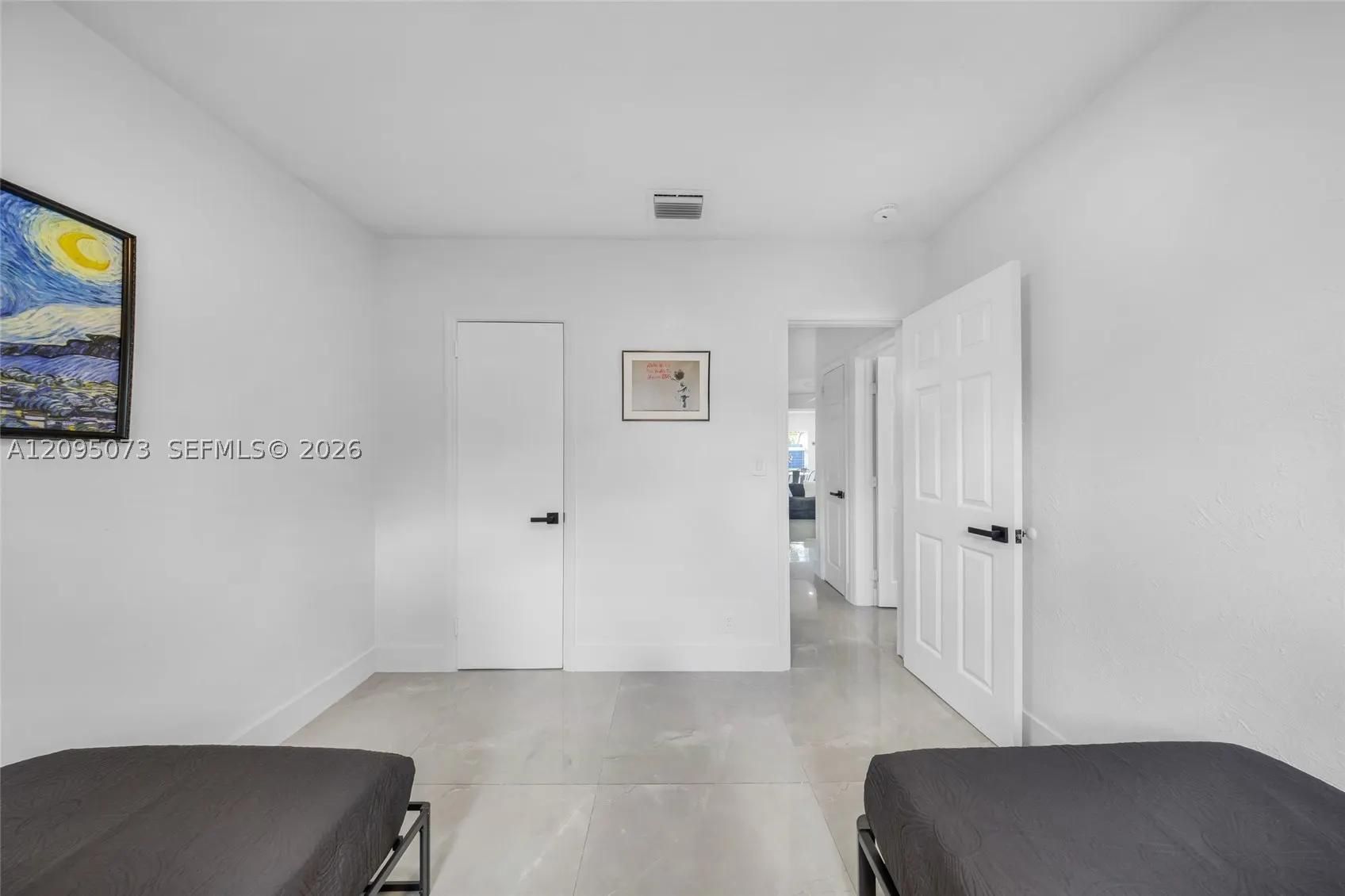 1137 SW 8th Ter