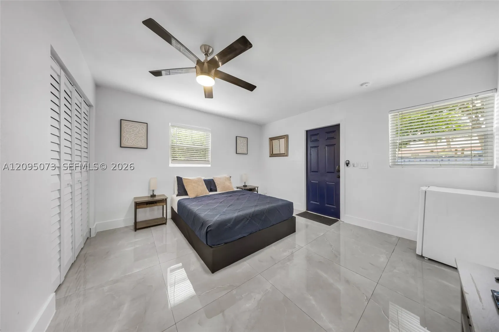 1137 SW 8th Ter