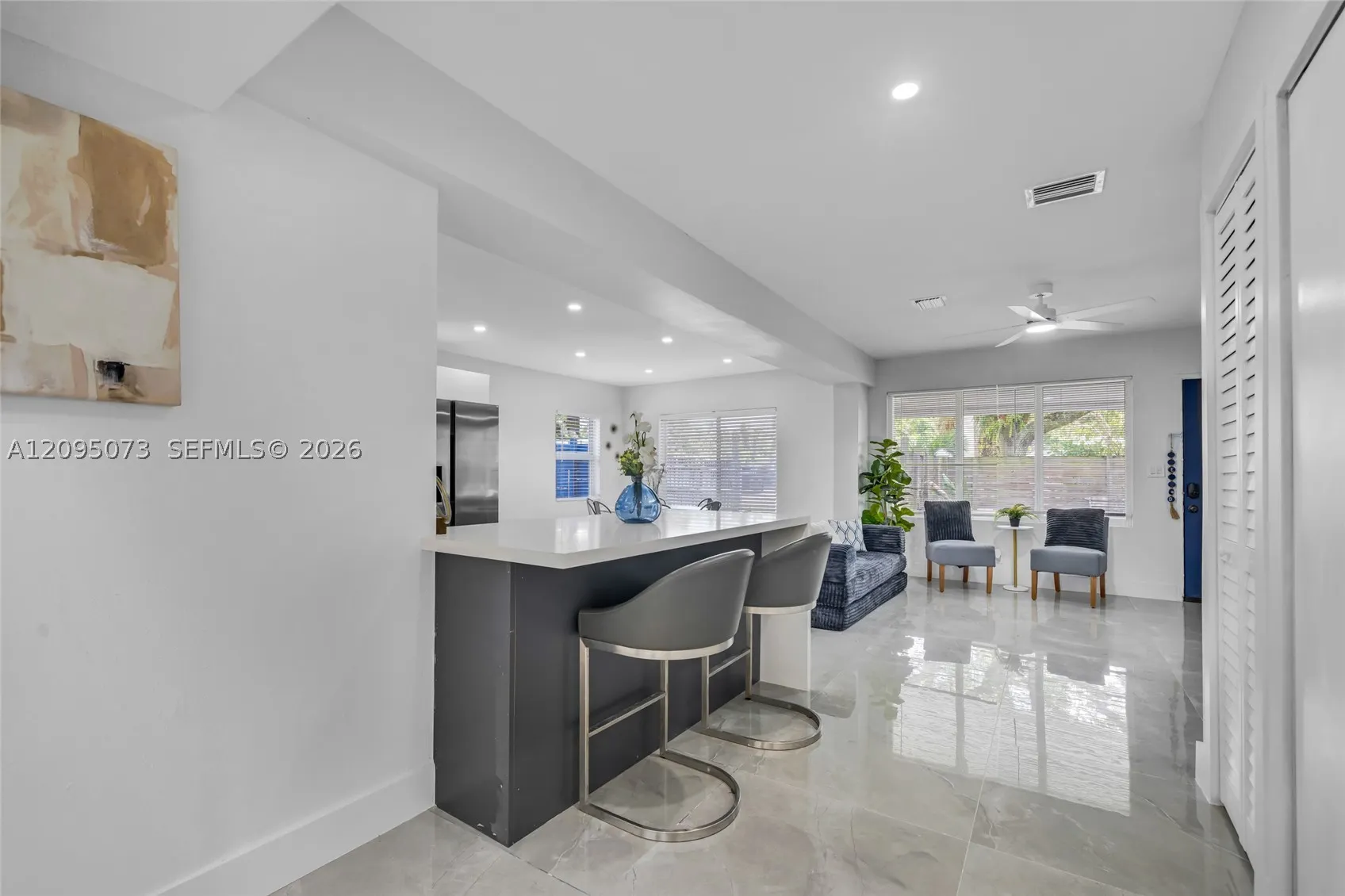 1137 SW 8th Ter