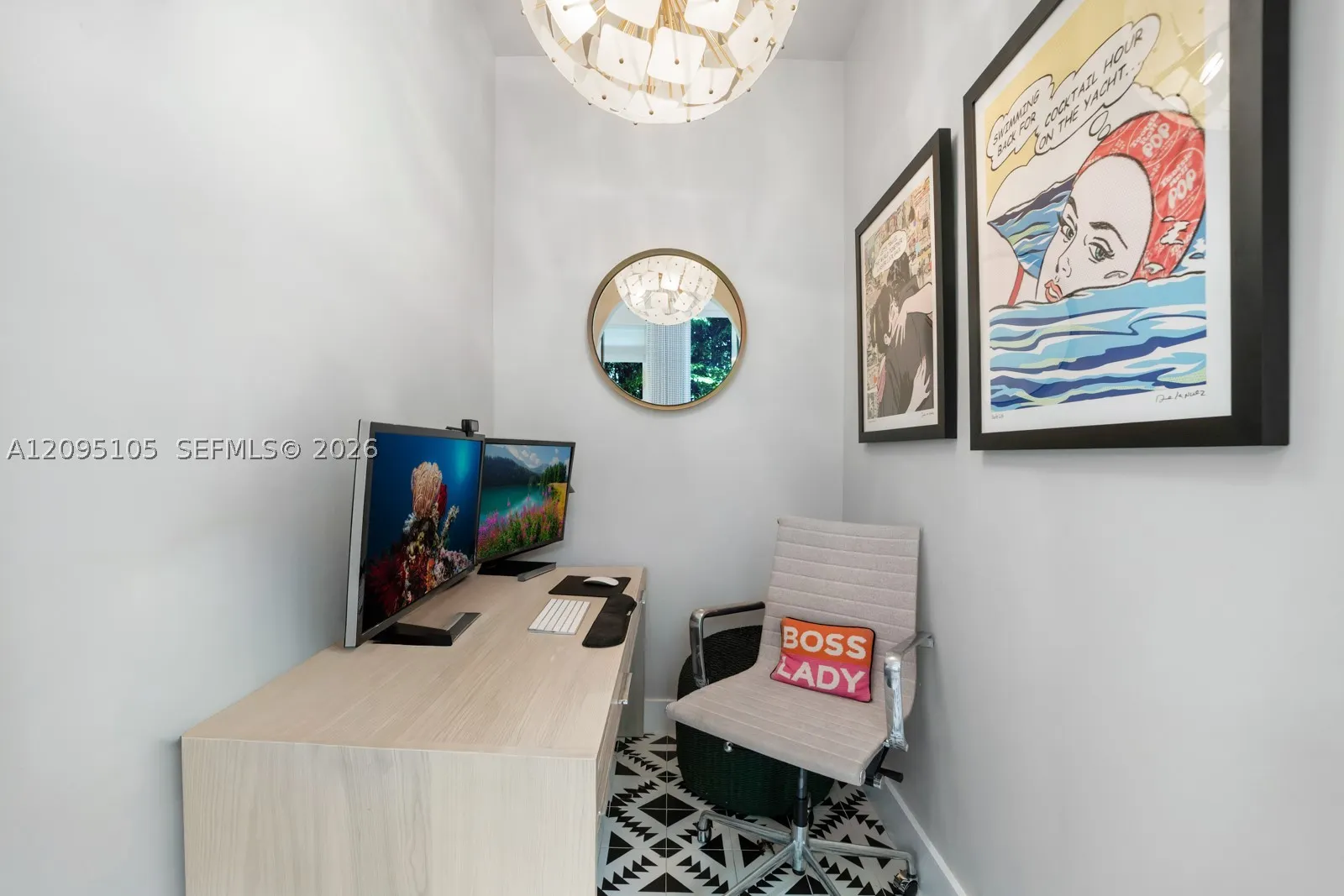 737 W 49th St