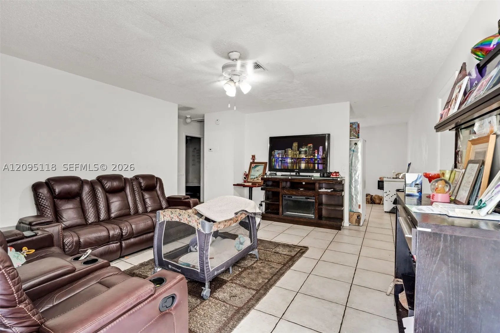 235-237 SW 12th St