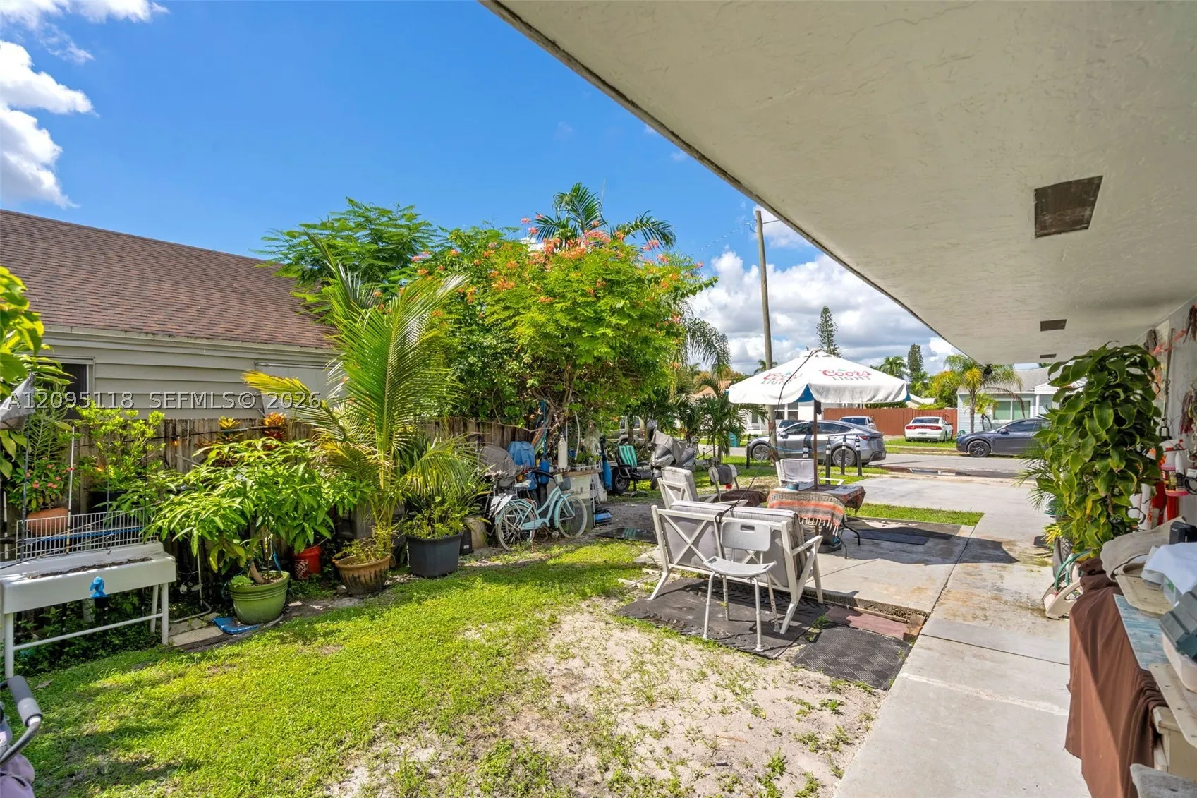 235-237 SW 12th St
