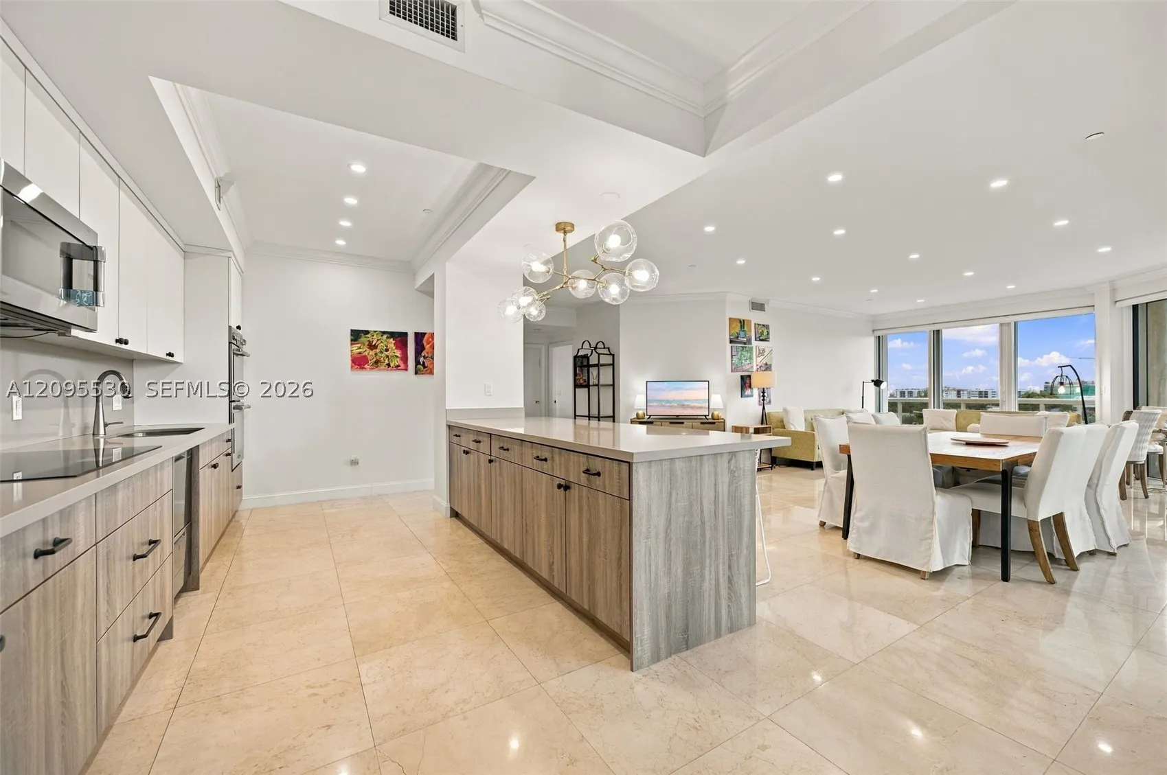 9601 Collins Ave #601