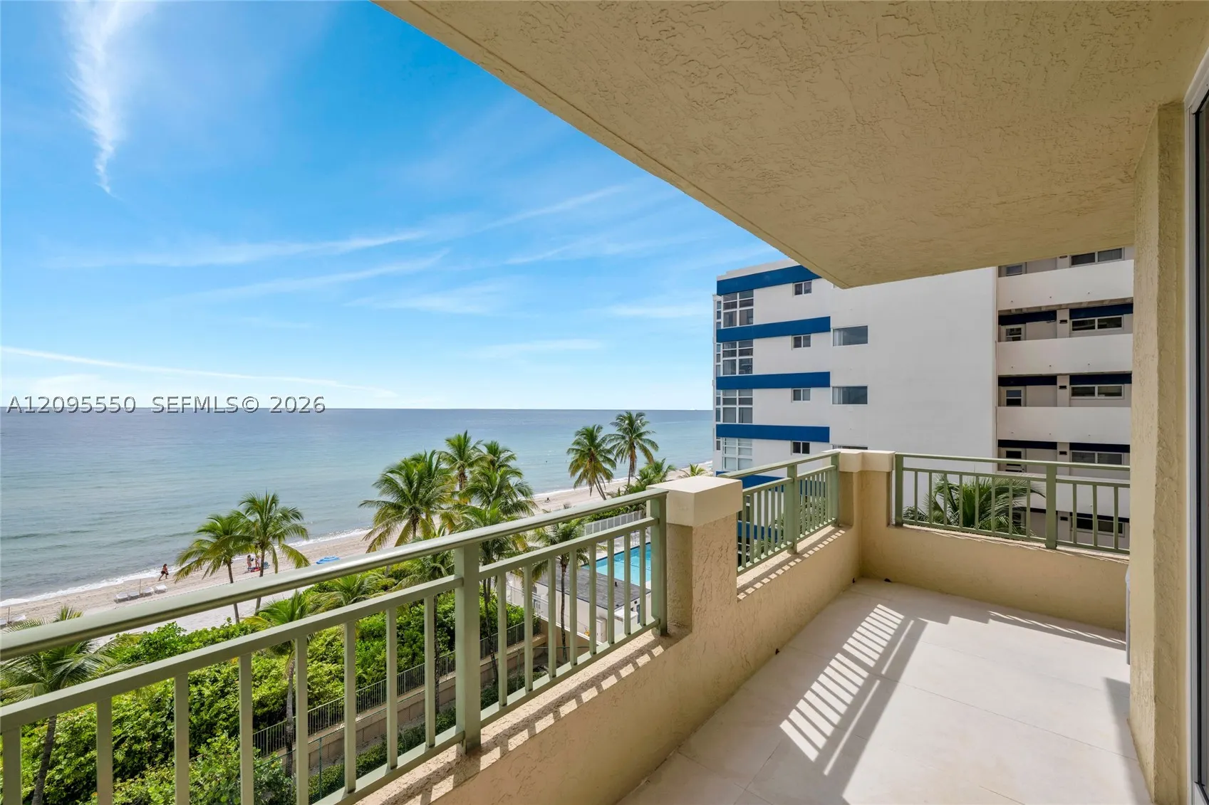 2080 S Ocean Dr #511