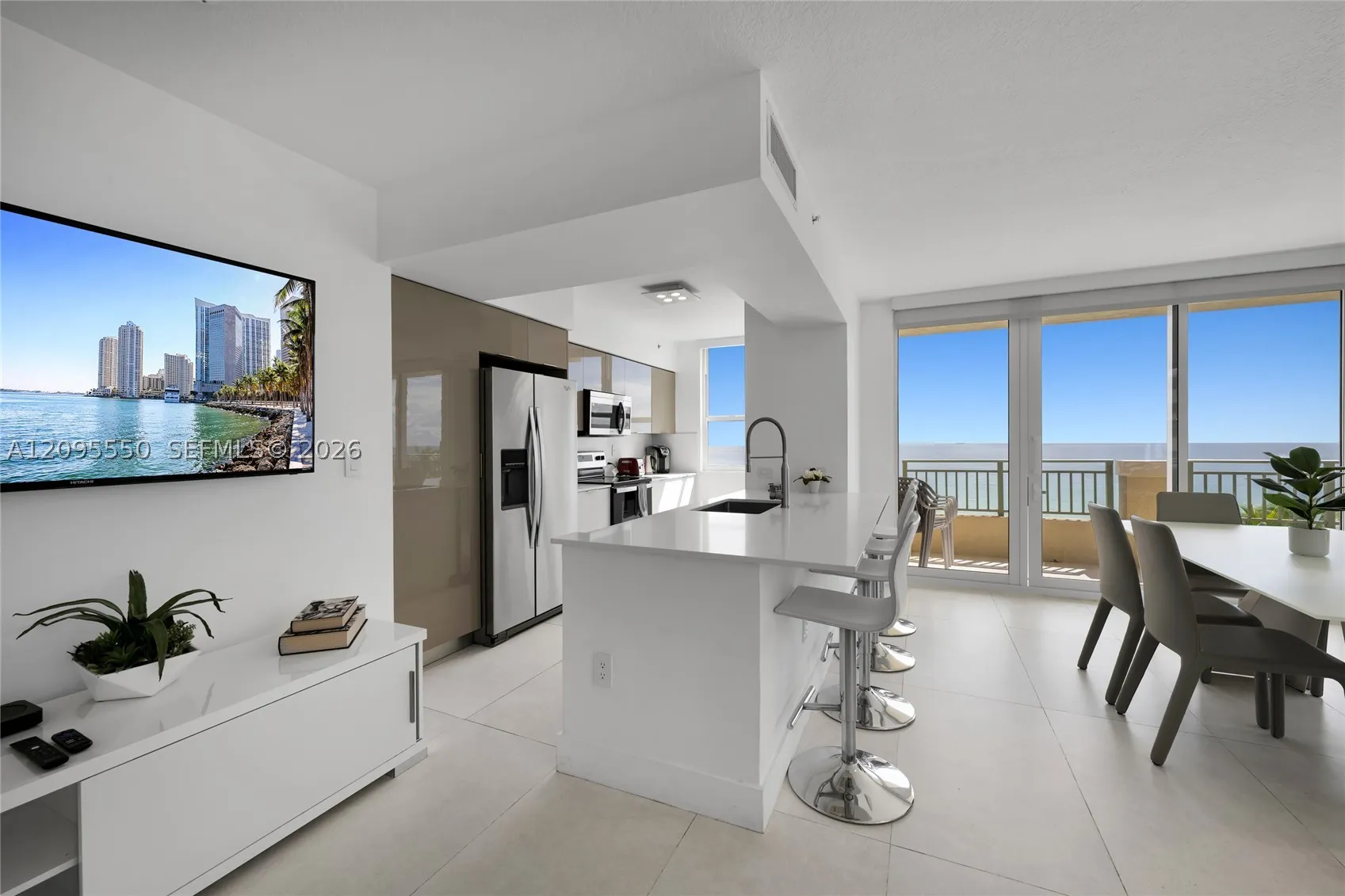 2080 S Ocean Dr #511