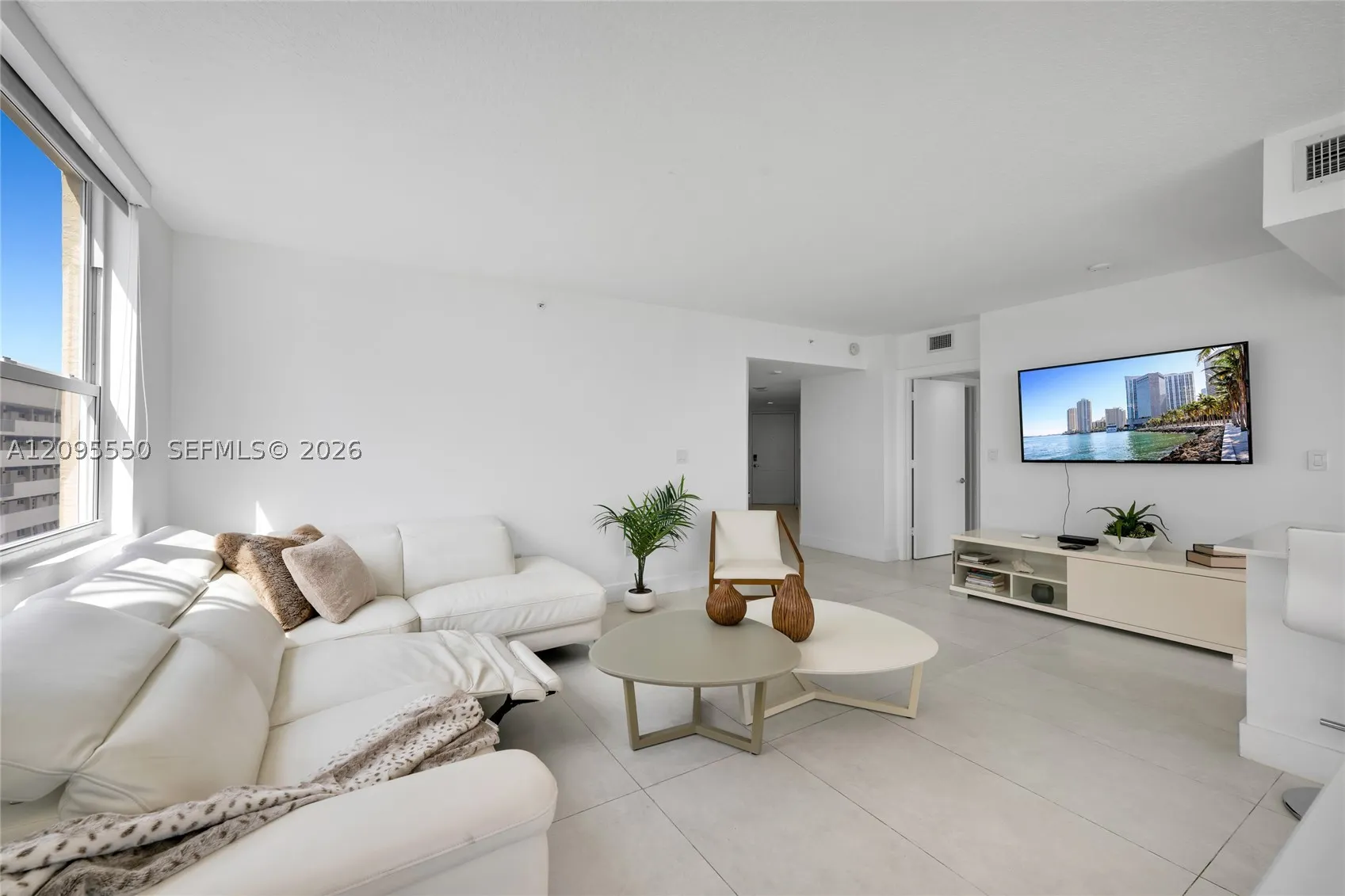 2080 S Ocean Dr #511
