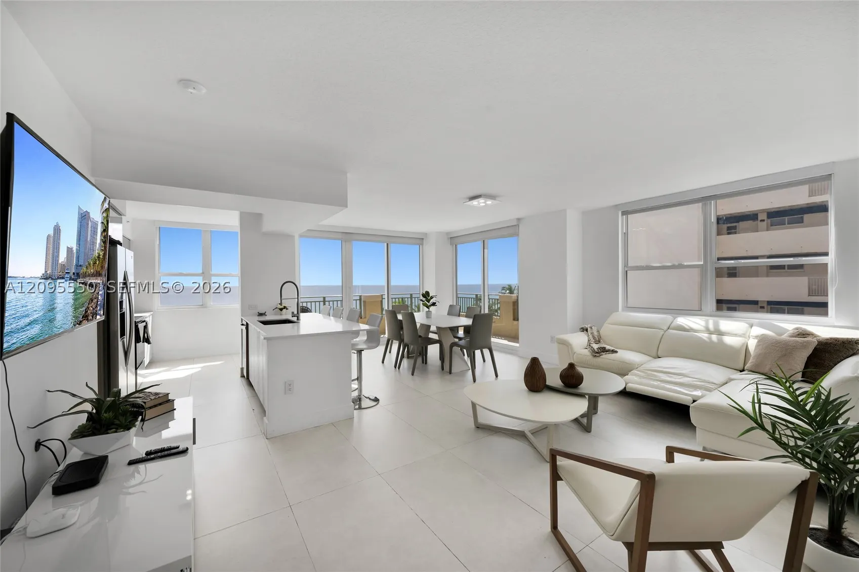 2080 S Ocean Dr #511