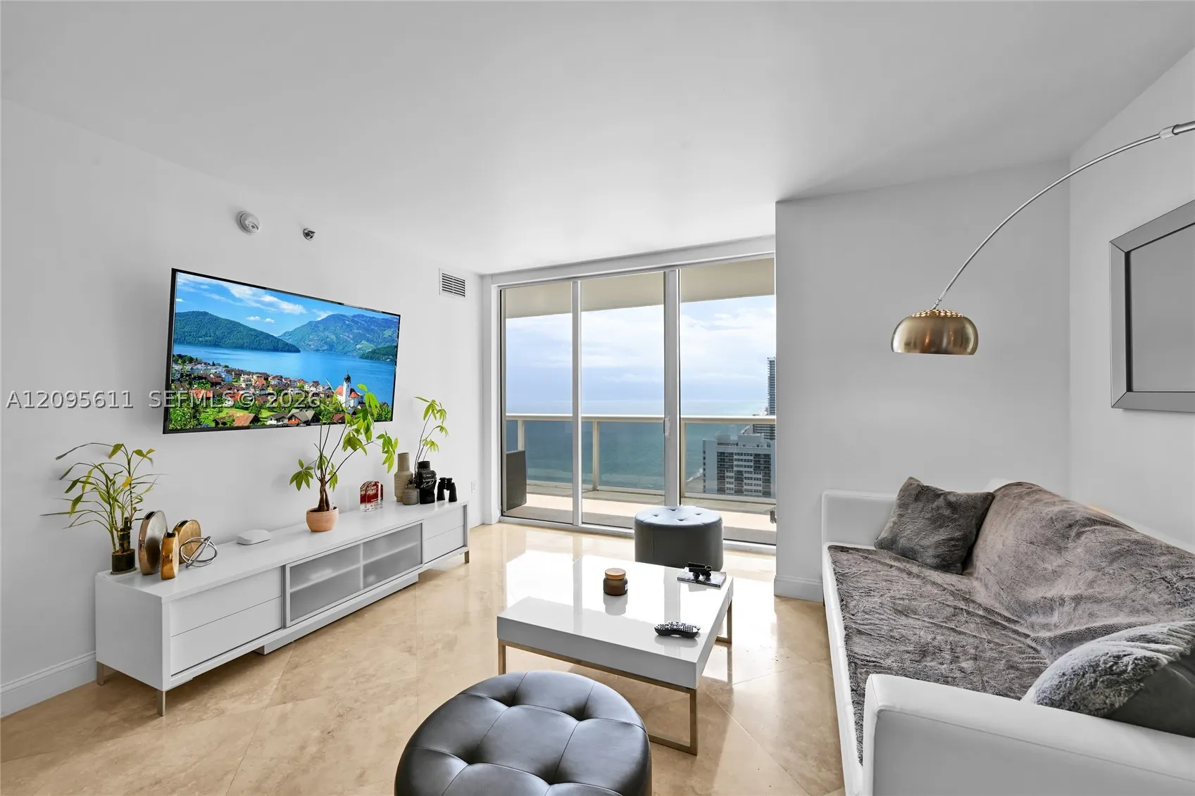 1830 S Ocean Dr #3104