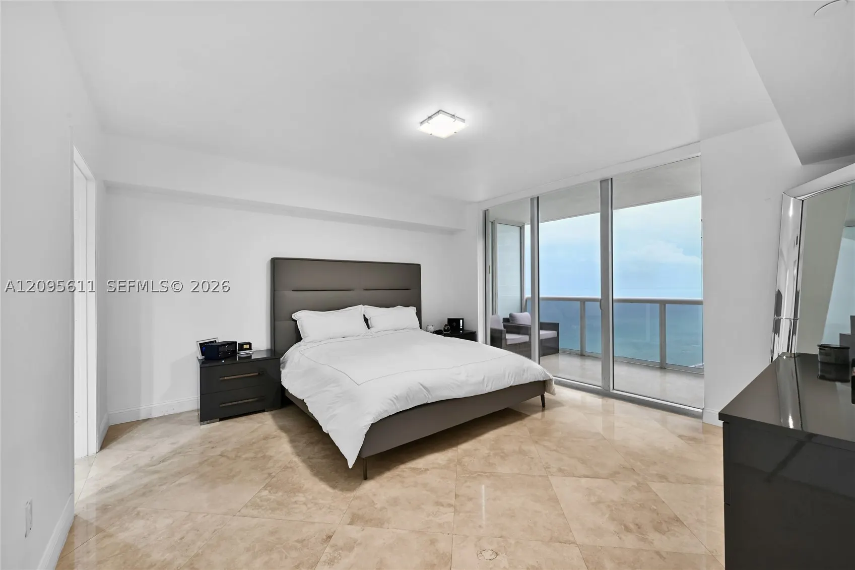 1830 S Ocean Dr #3104