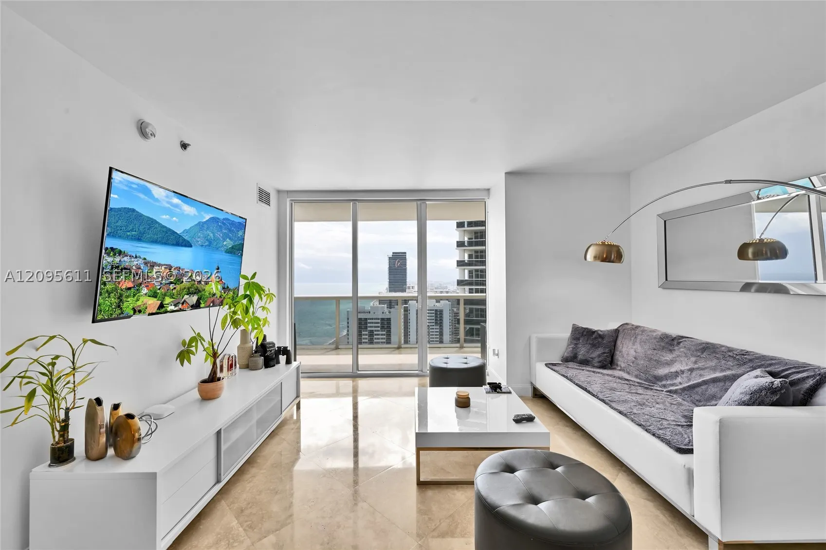 1830 S Ocean Dr #3104