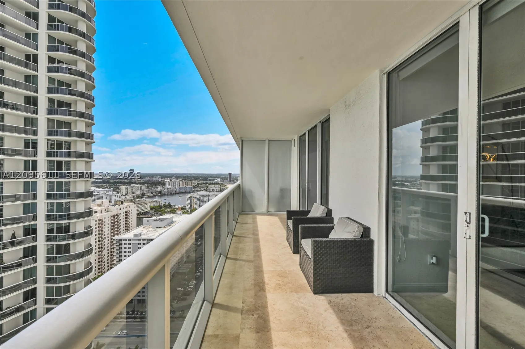 1830 S Ocean Dr #3104