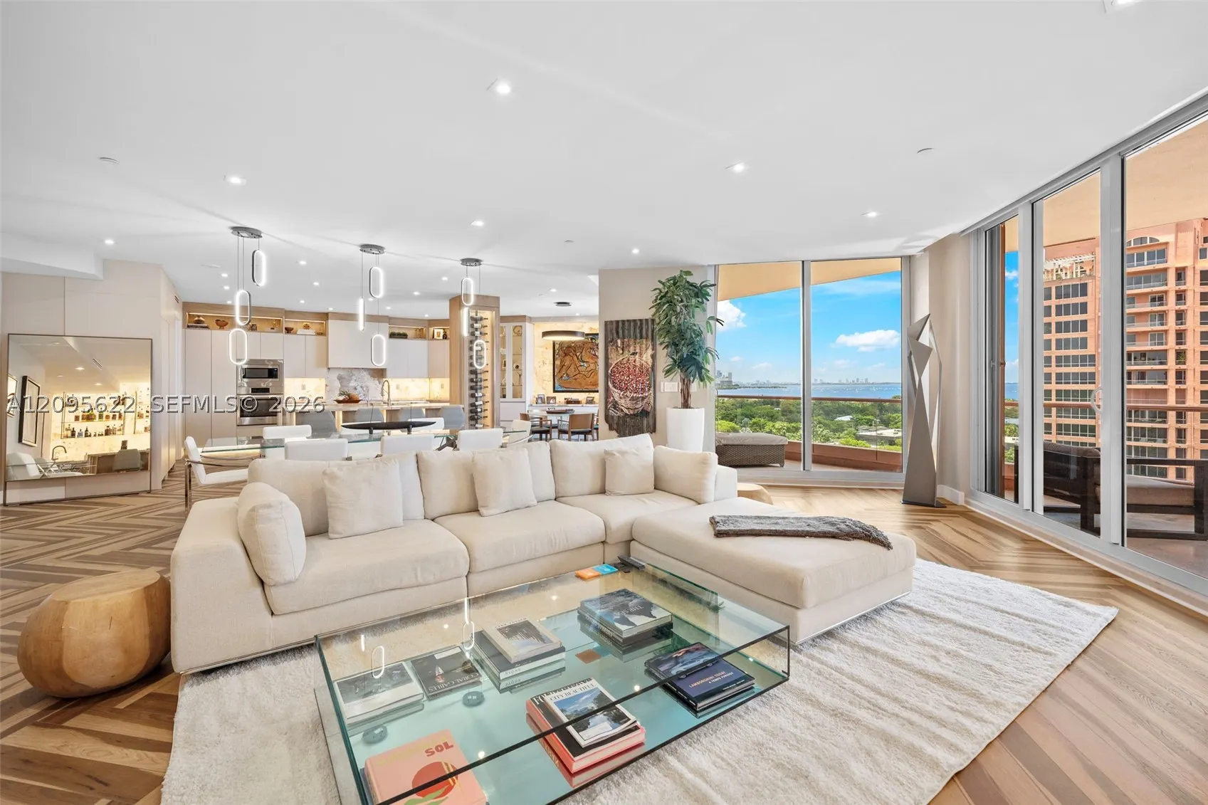 60 Edgewater Dr #11F