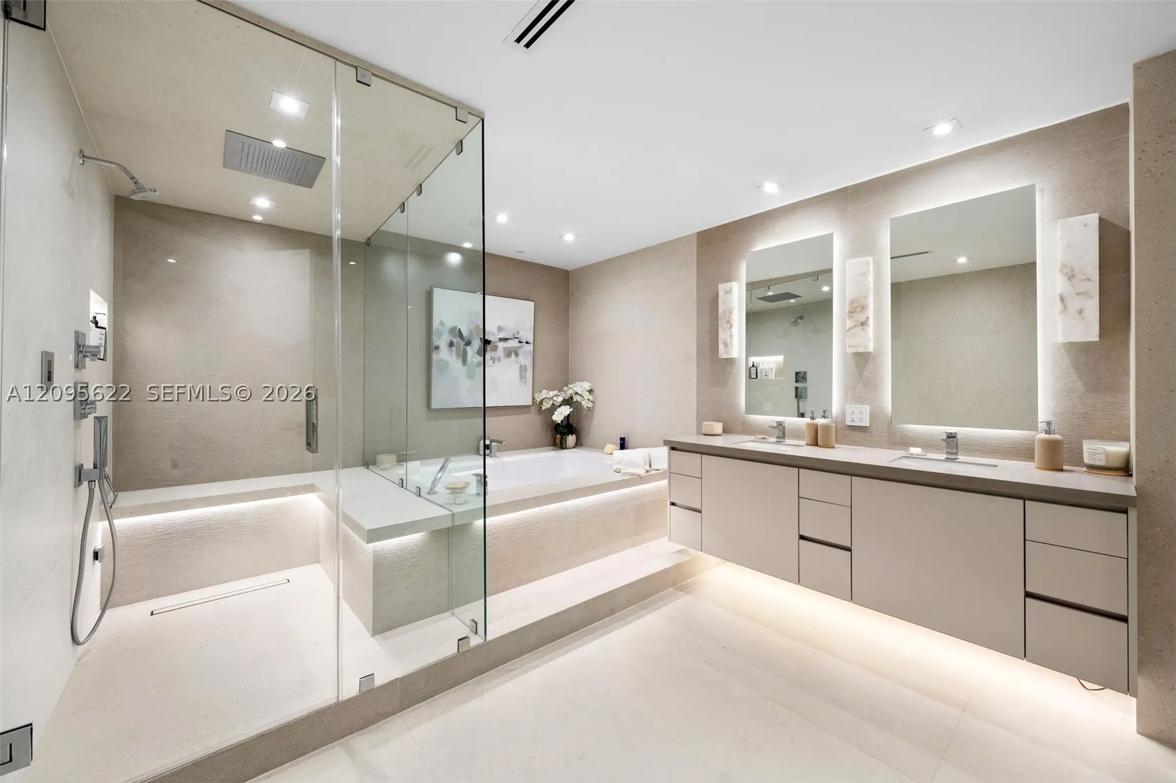 60 Edgewater Dr #11F
