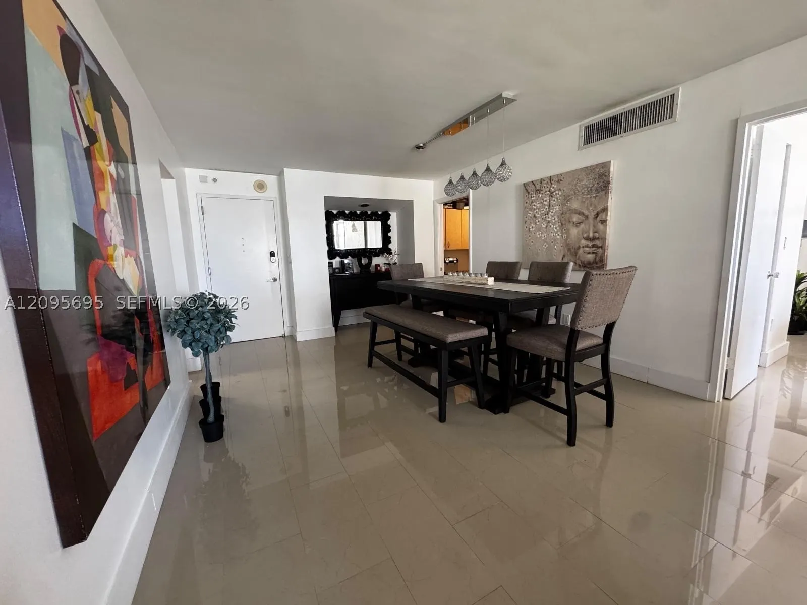 5701 Collins Ave #912