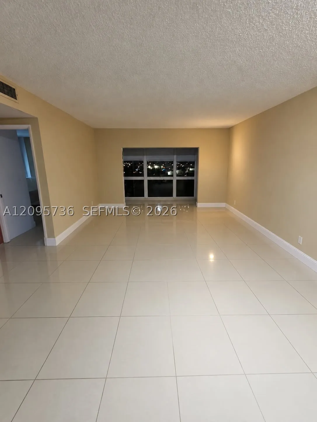 4200 Hillcrest Dr #705