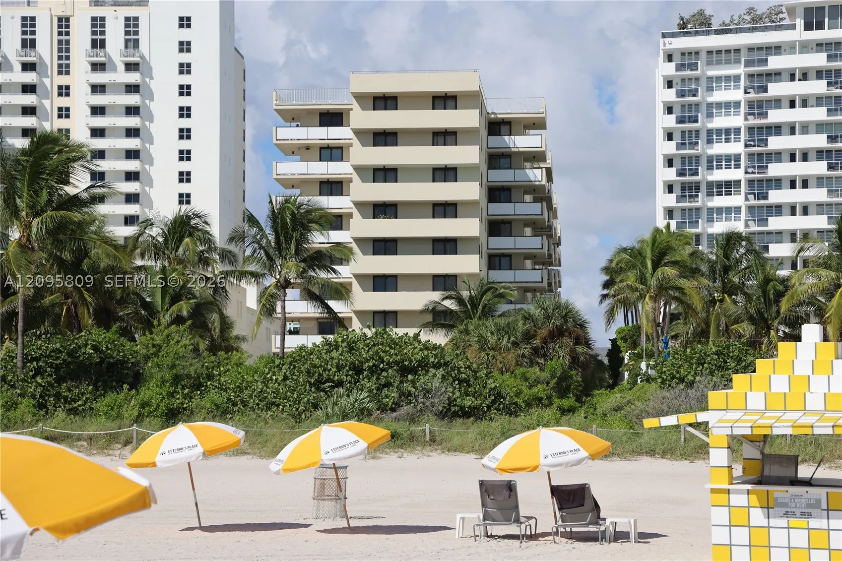 1623 Collins Ave #812