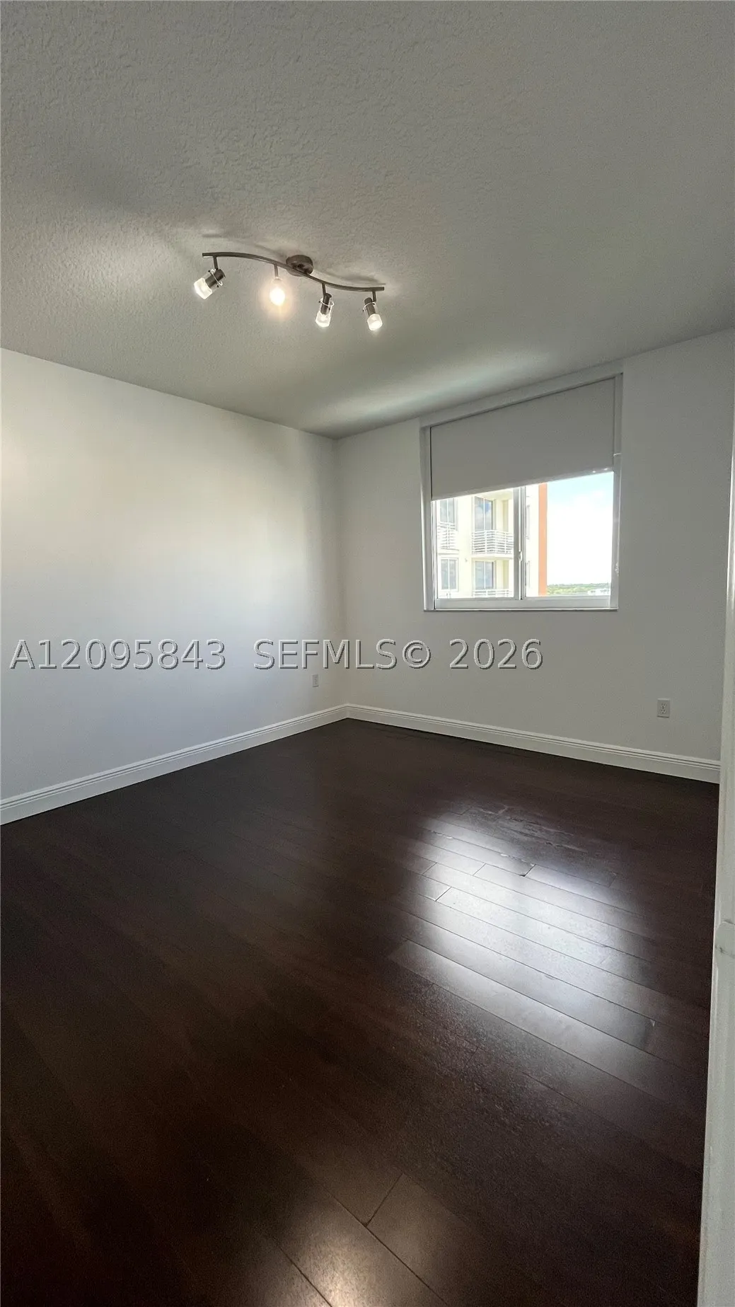 18800 NE 29th Ave #1023
