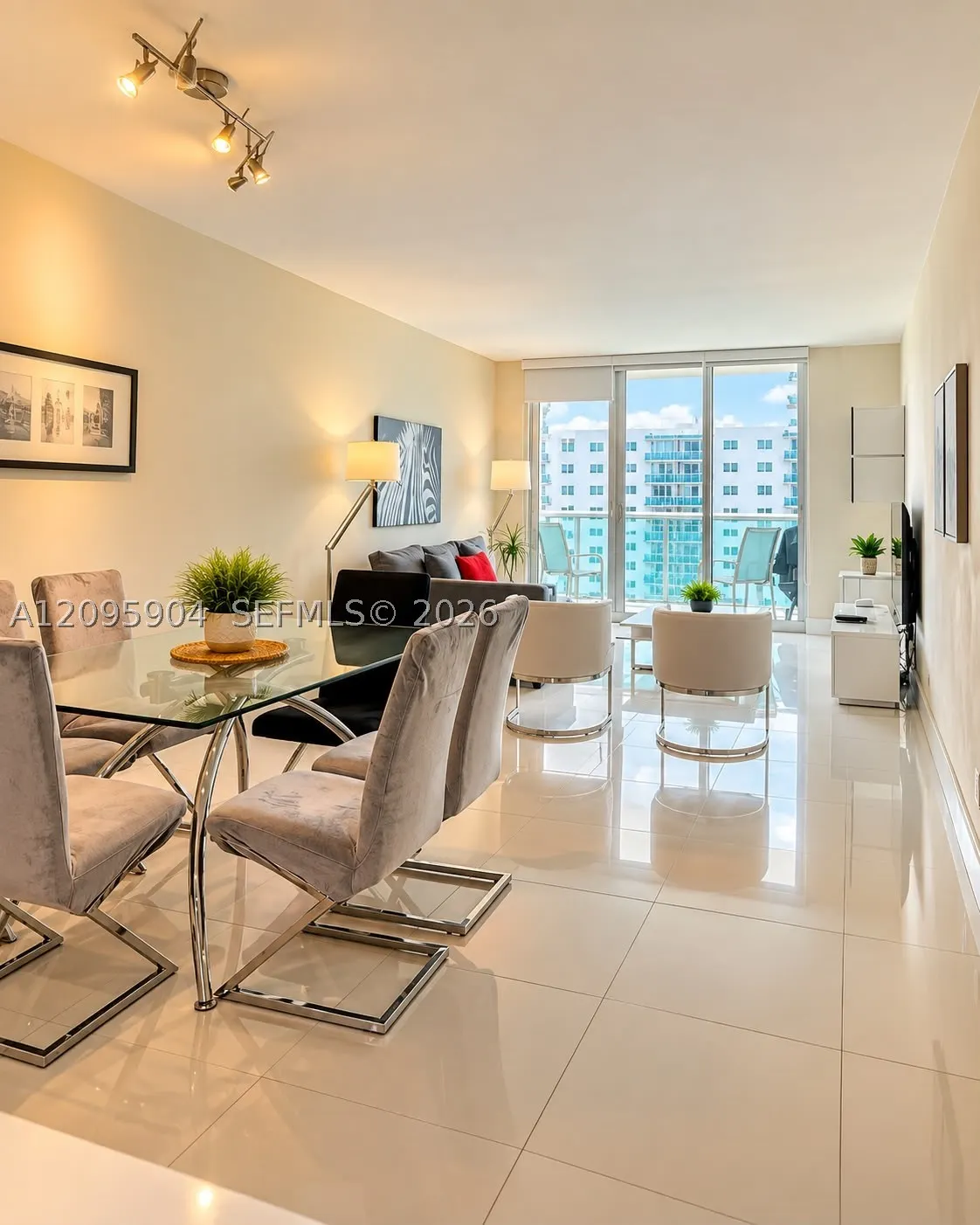 19370 Collins Ave #1112