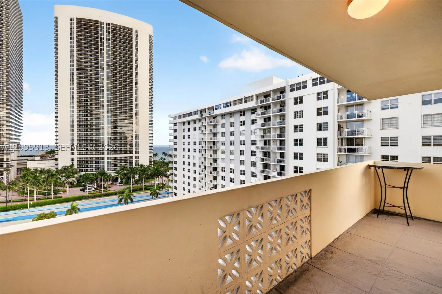 1833 S Ocean Dr #1202