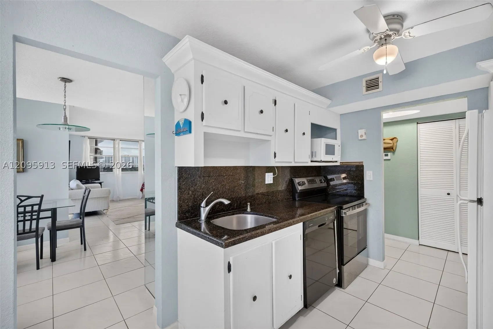 1833 S Ocean Dr #1202