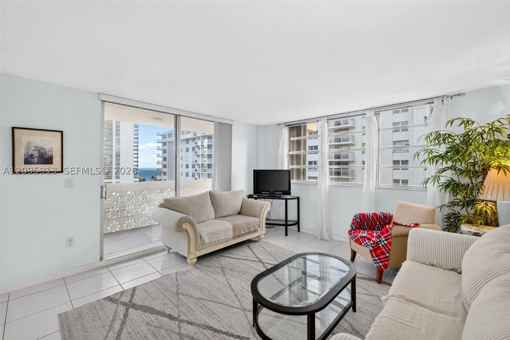 1833 S Ocean Dr #1202