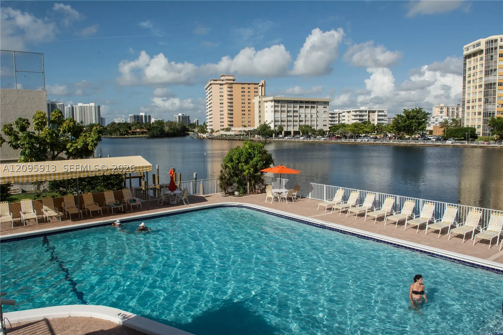 1833 S Ocean Dr #1202