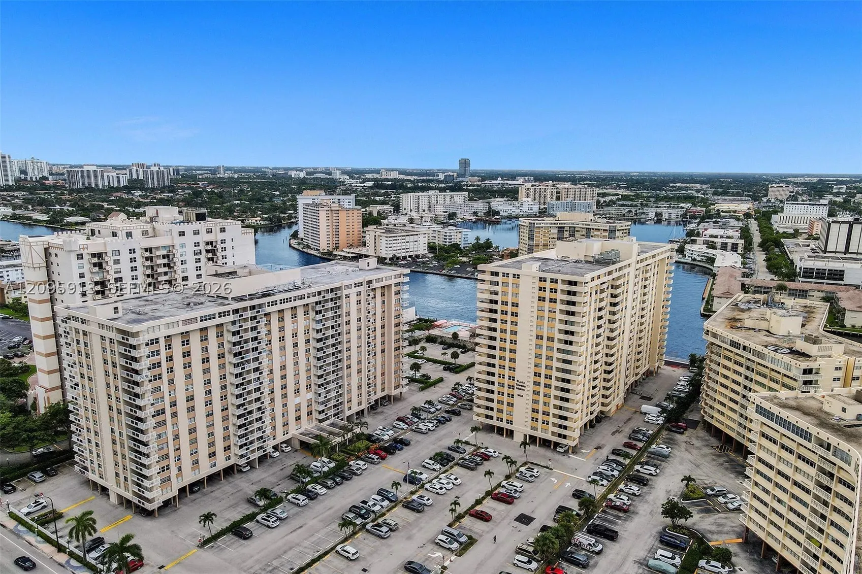 1833 S Ocean Dr #1202