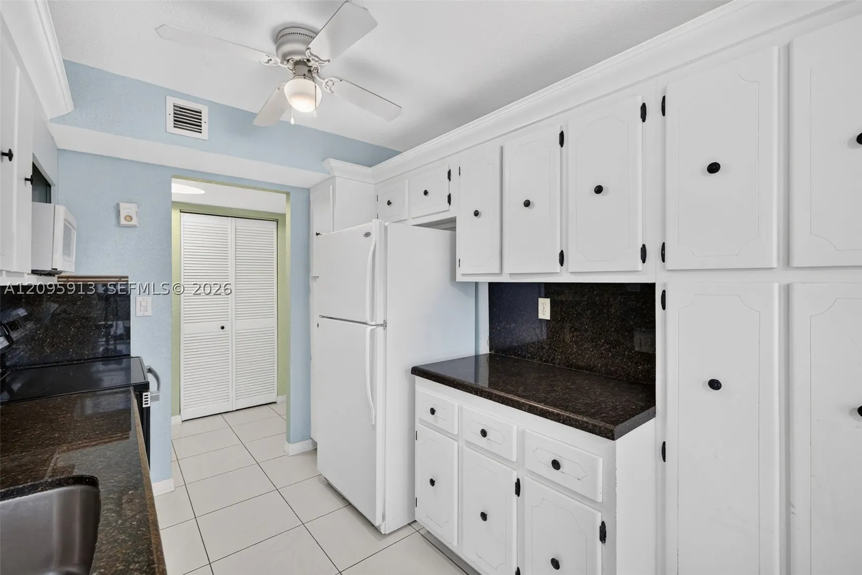 1833 S Ocean Dr #1202