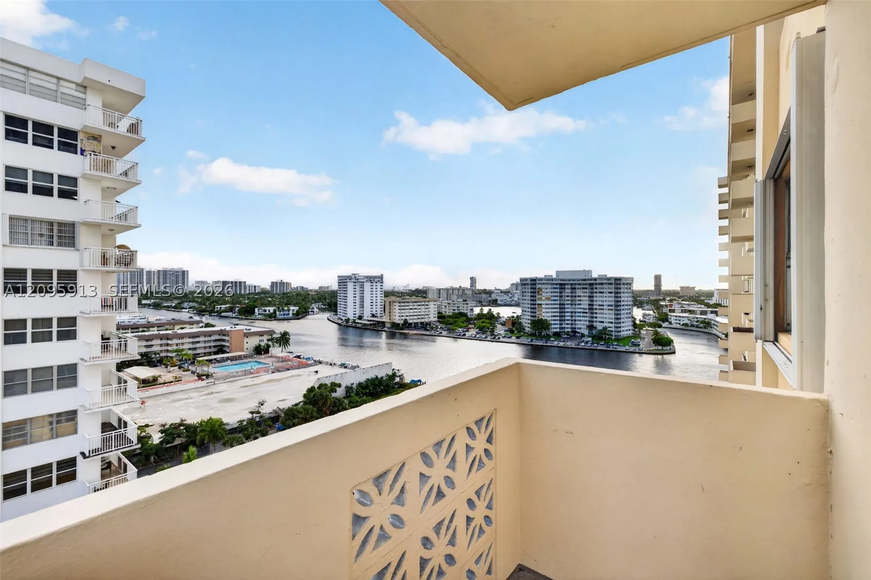 1833 S Ocean Dr #1202