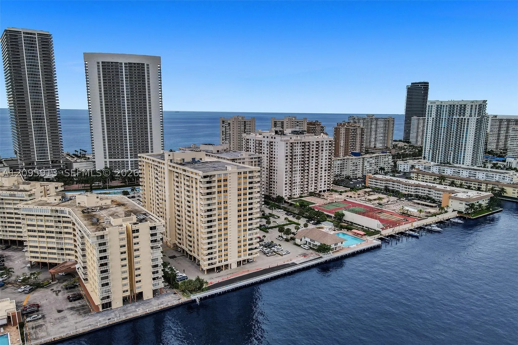 1833 S Ocean Dr #1202