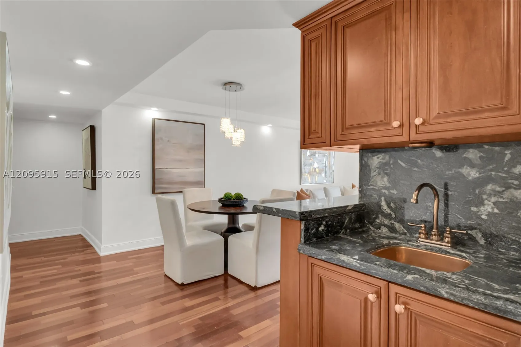 220 Washington Ave #5D