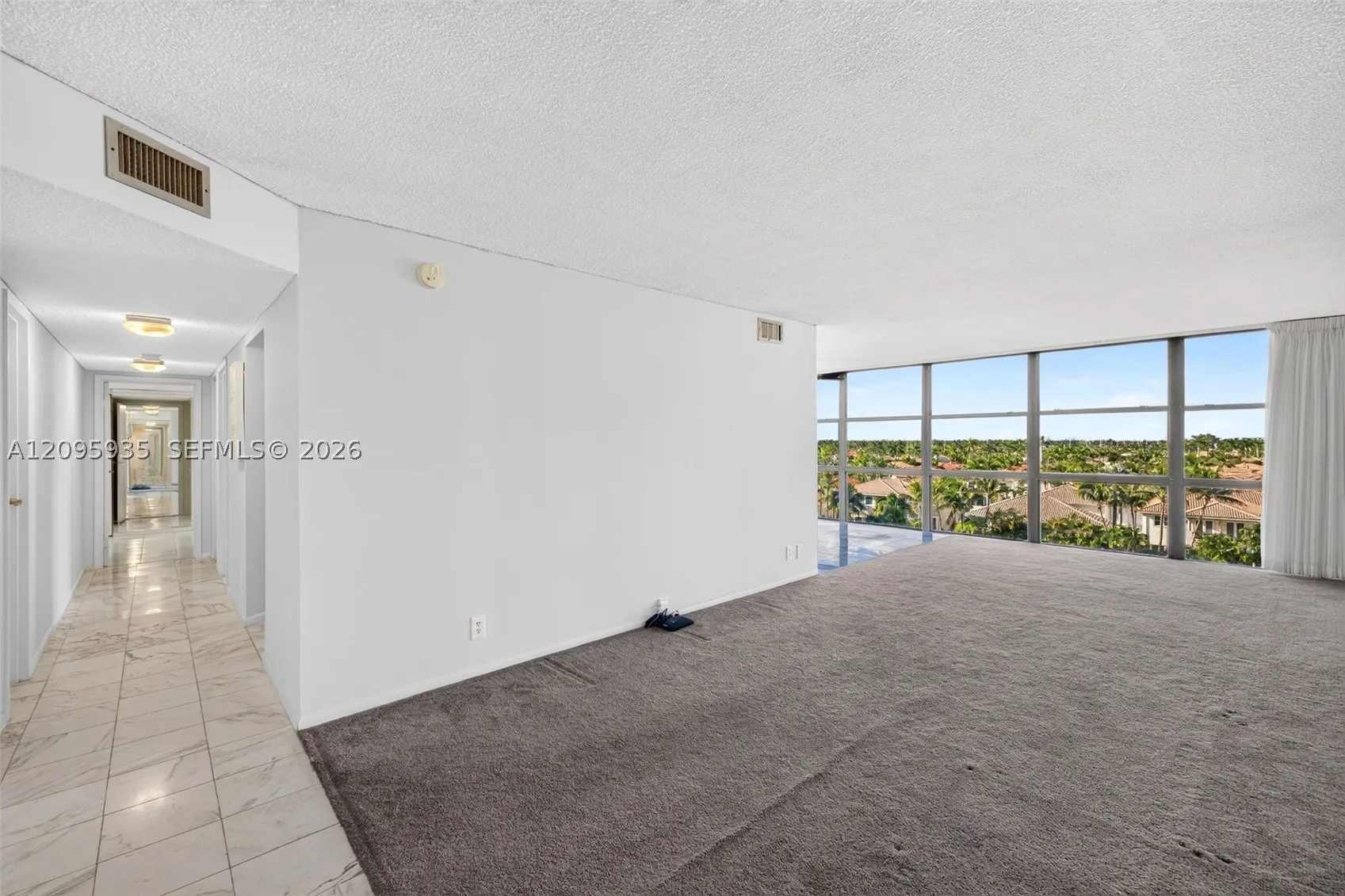 1000 Parkview Dr #715