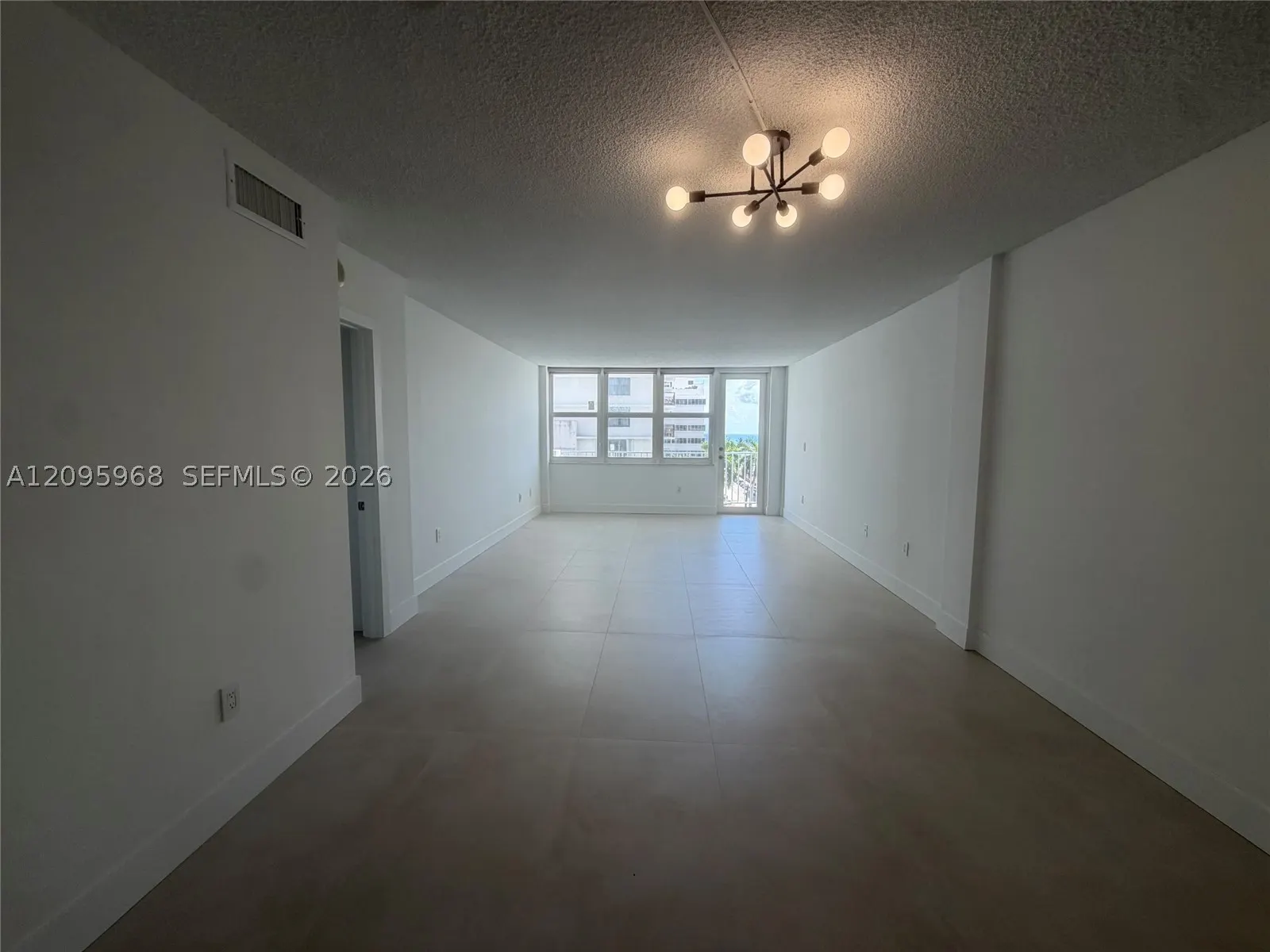 245 18th St #805