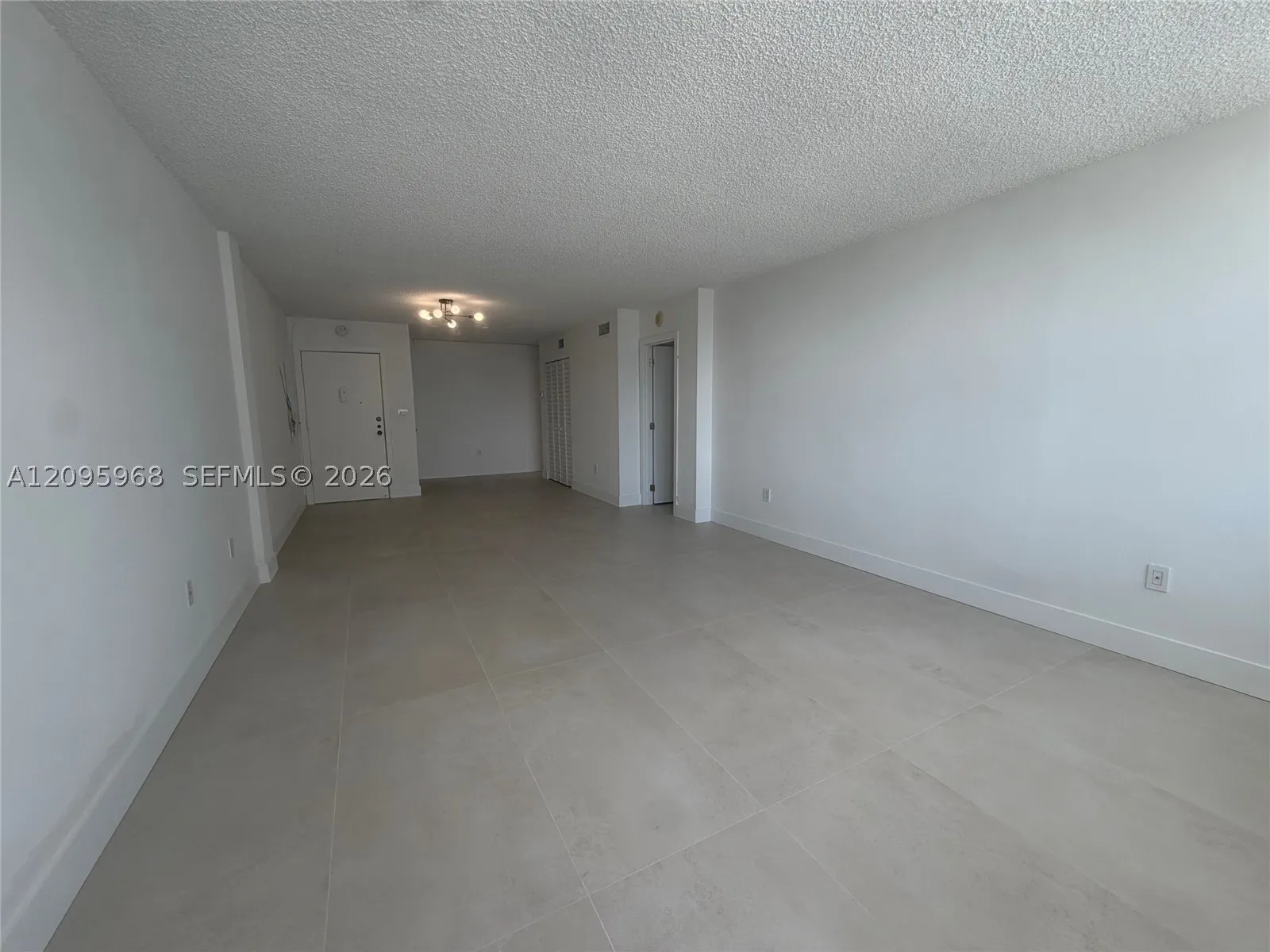 245 18th St #805