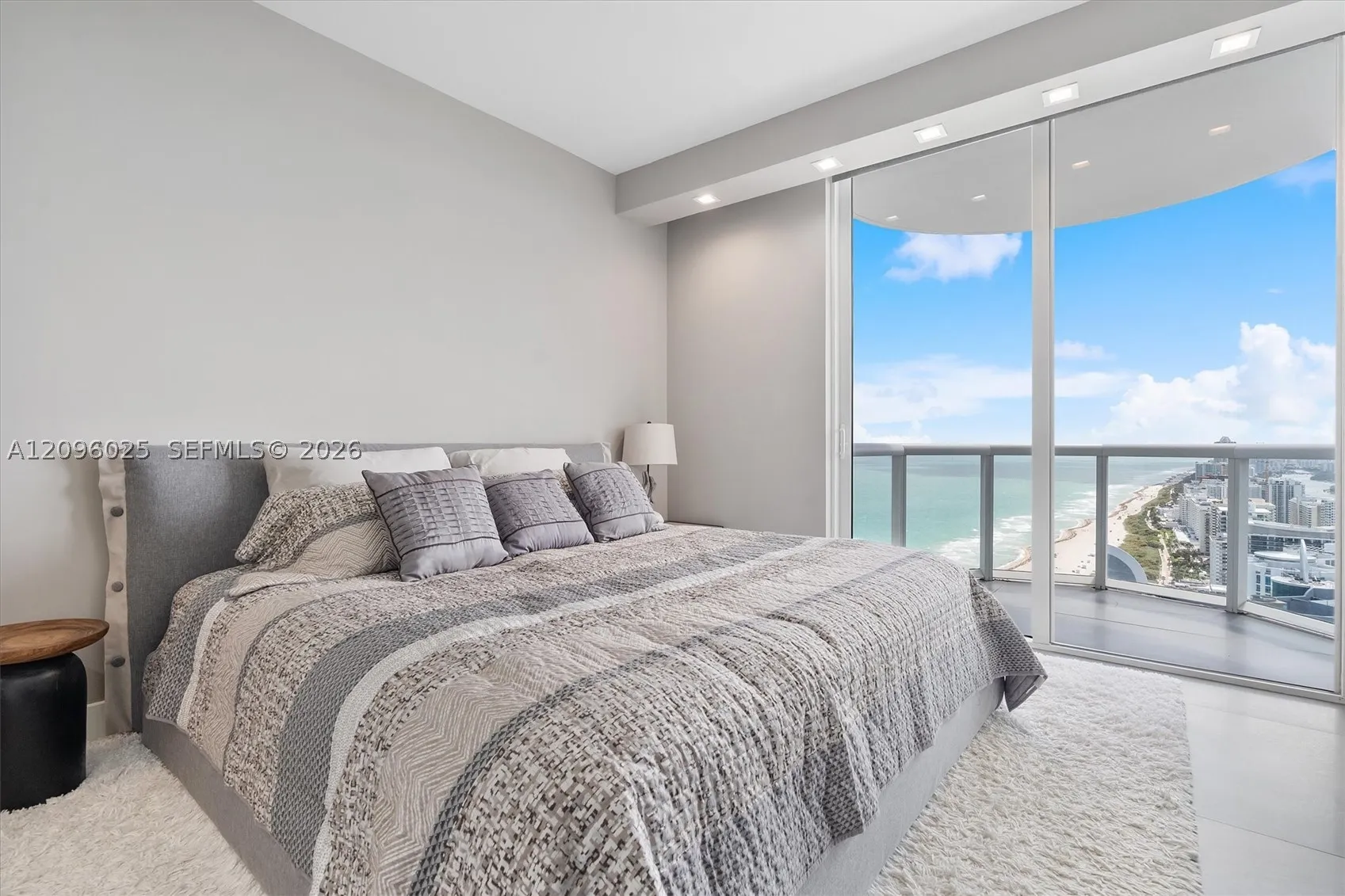 6365 Collins Ave #4307
