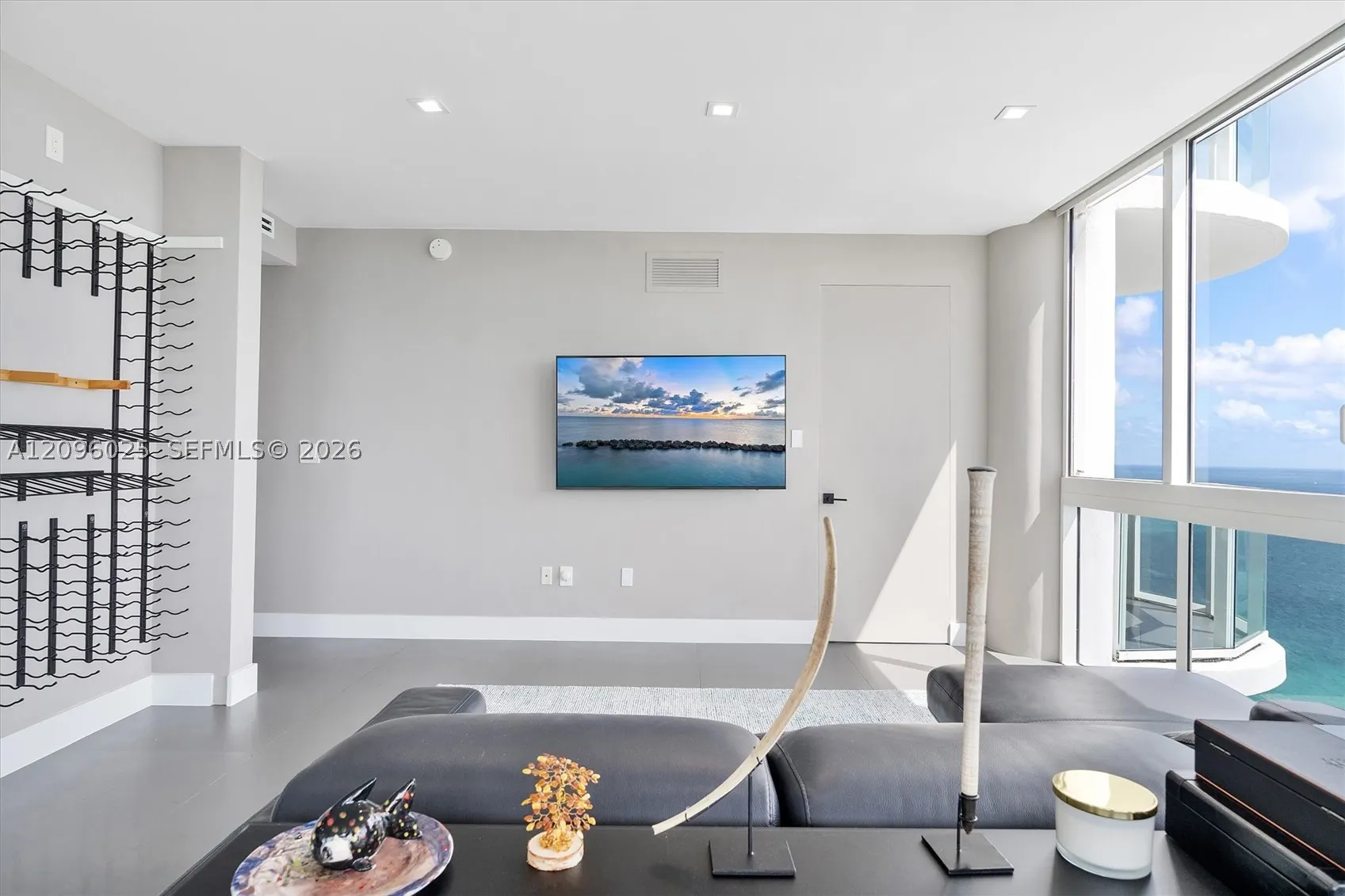 6365 Collins Ave #4307